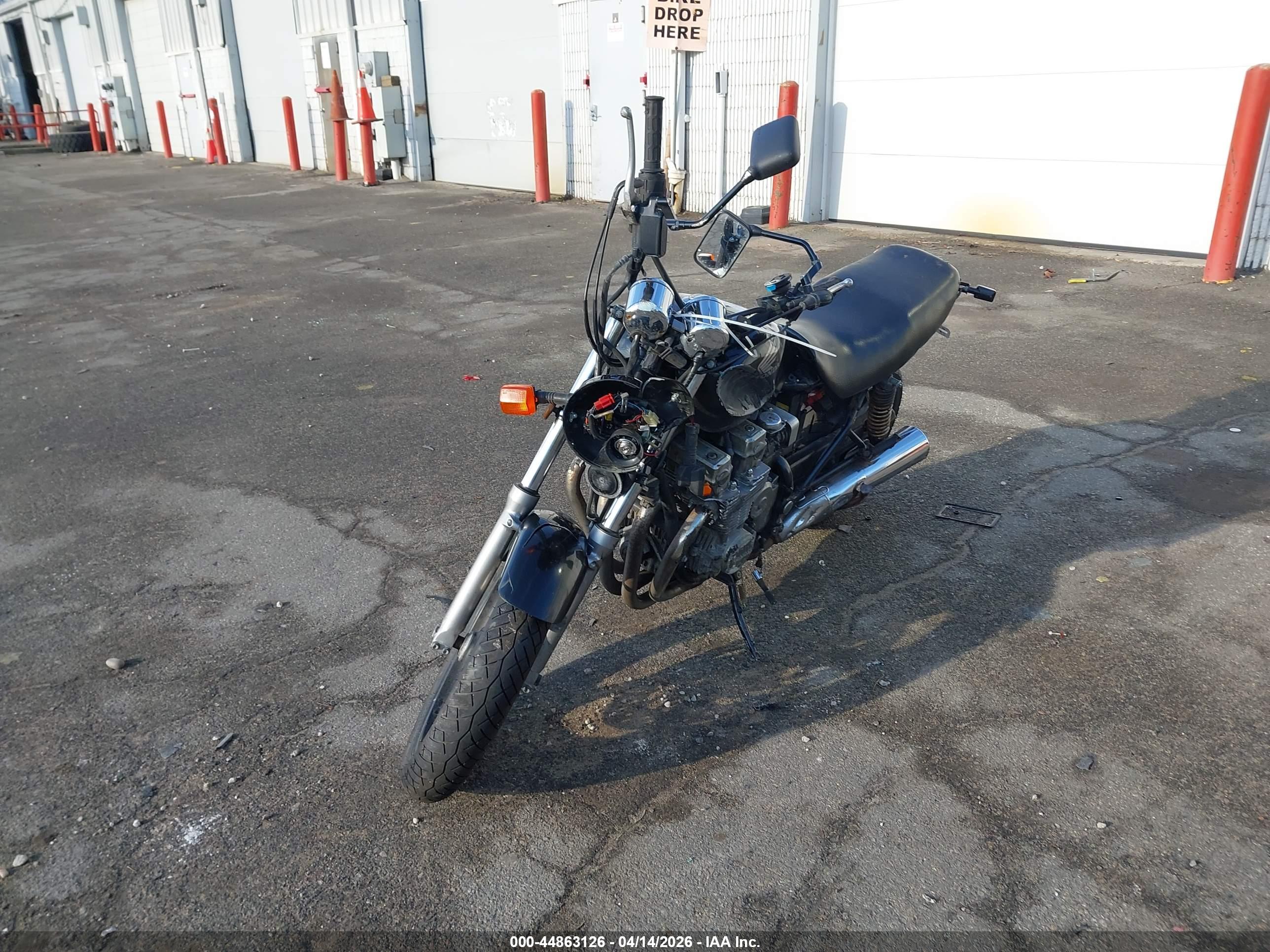 HONDA CB750 image 2
