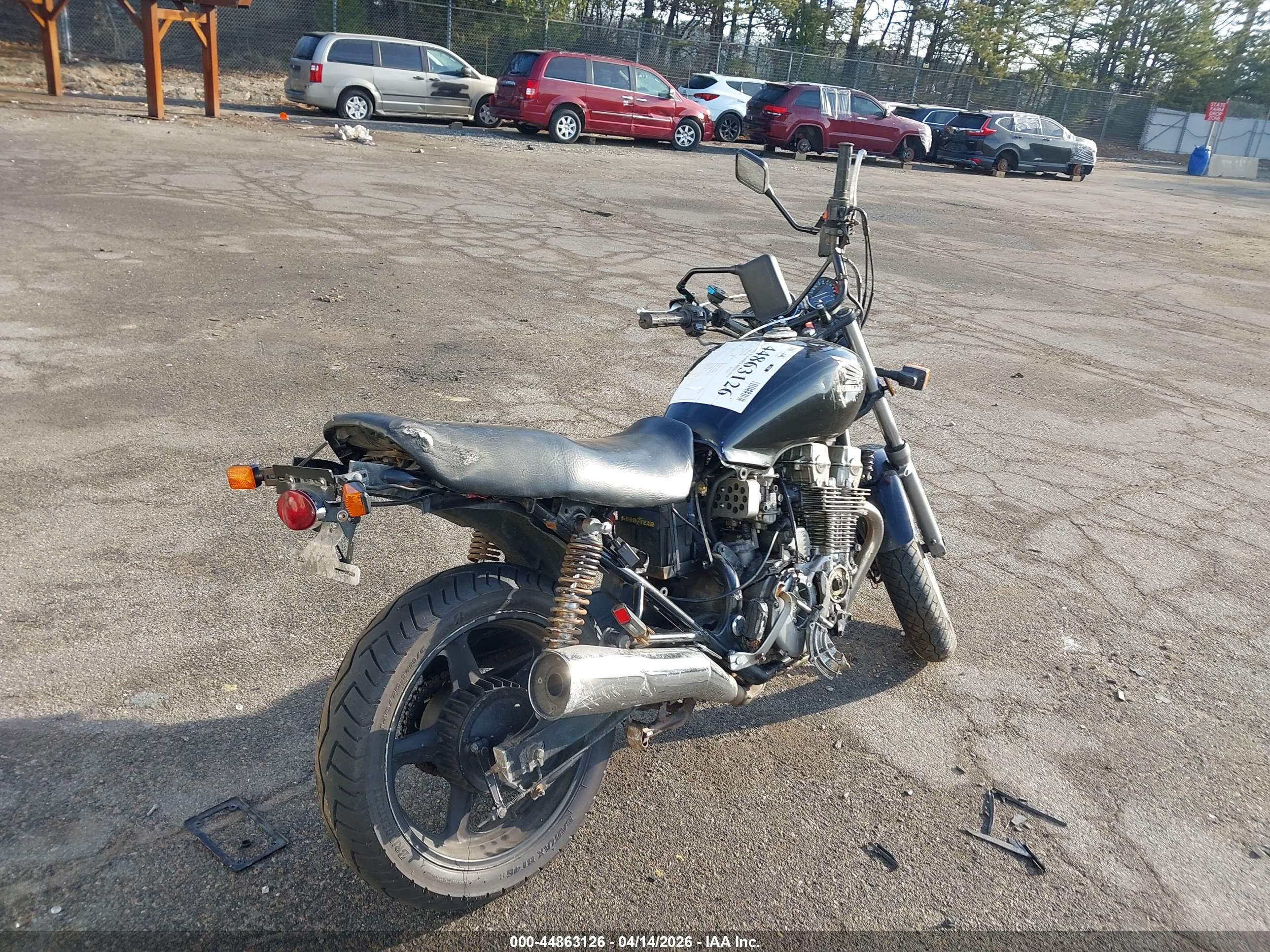 HONDA CB750 image 4