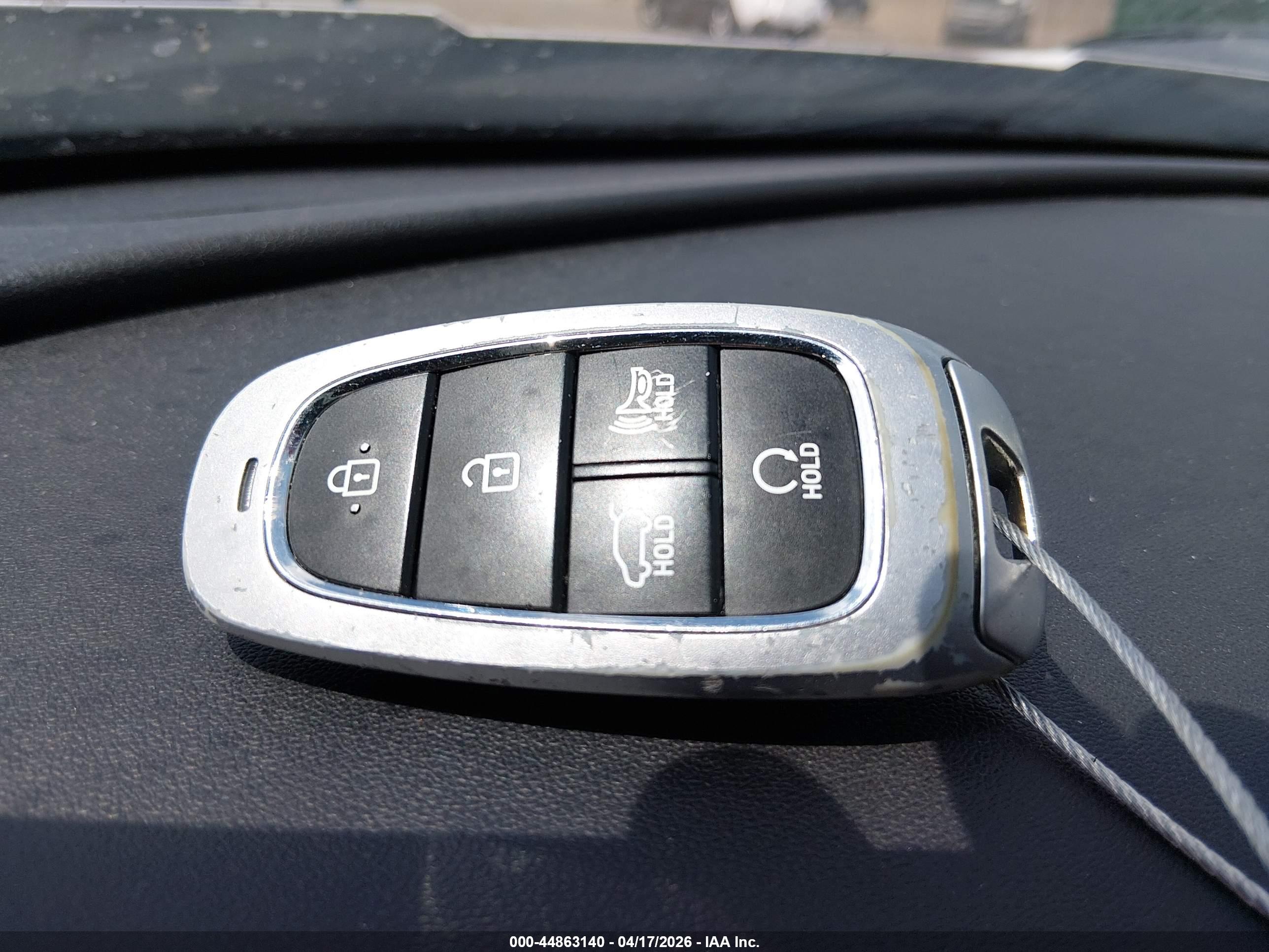 HYUNDAI TUCSON image 11