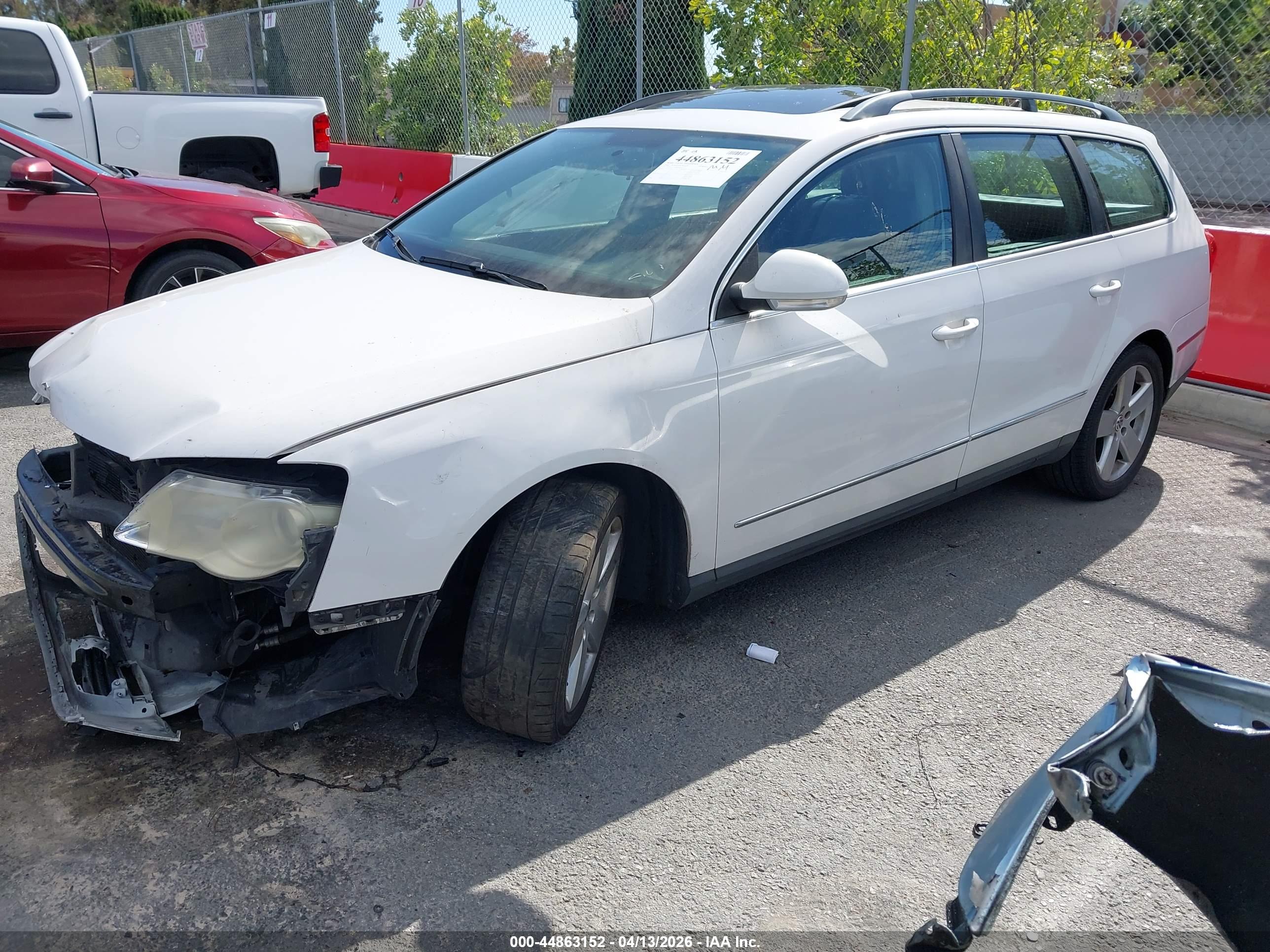 VOLKSWAGEN PASSAT image 2