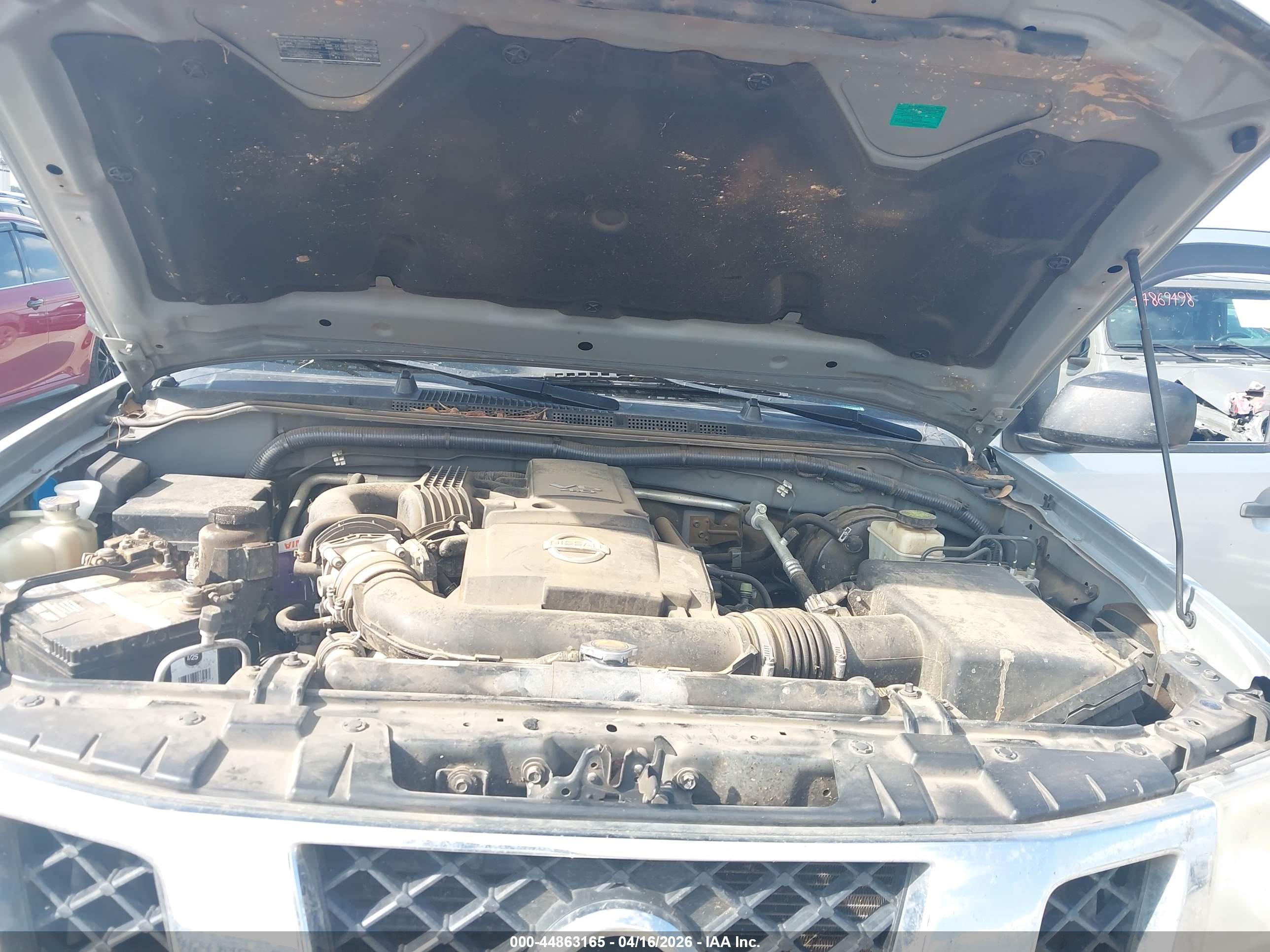 NISSAN FRONTIER image 10