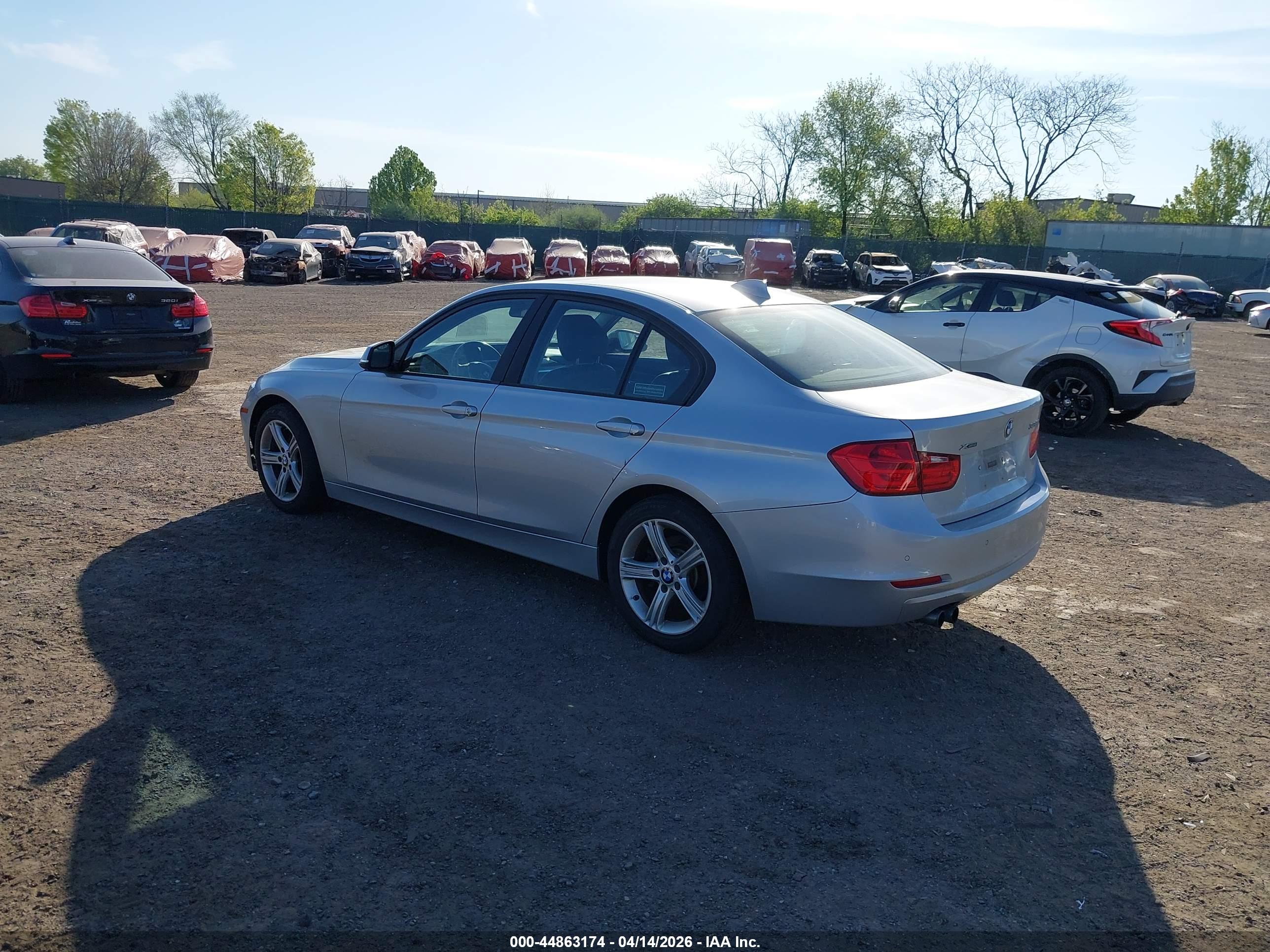 BMW 328I image 3
