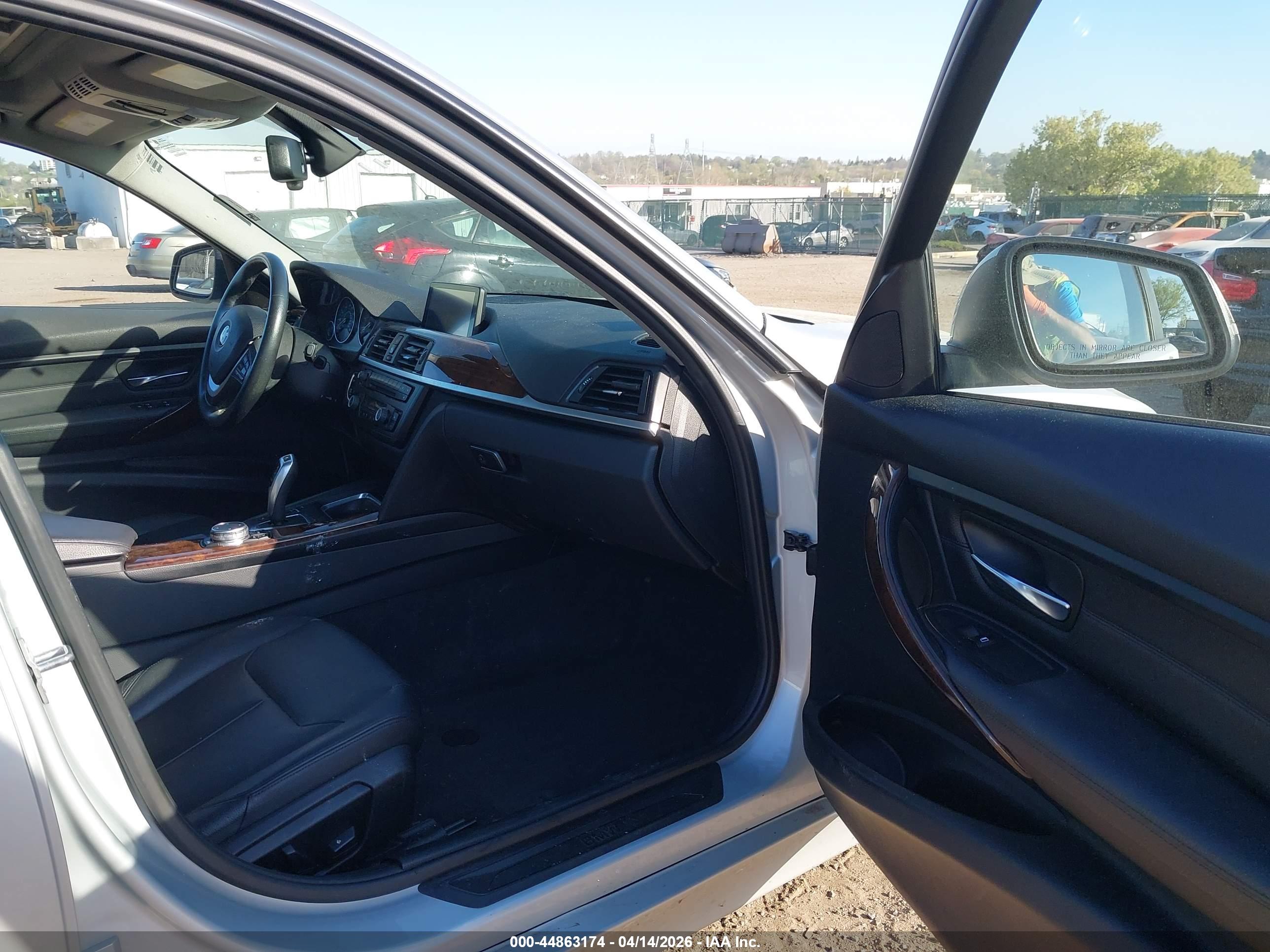 BMW 328I image 5
