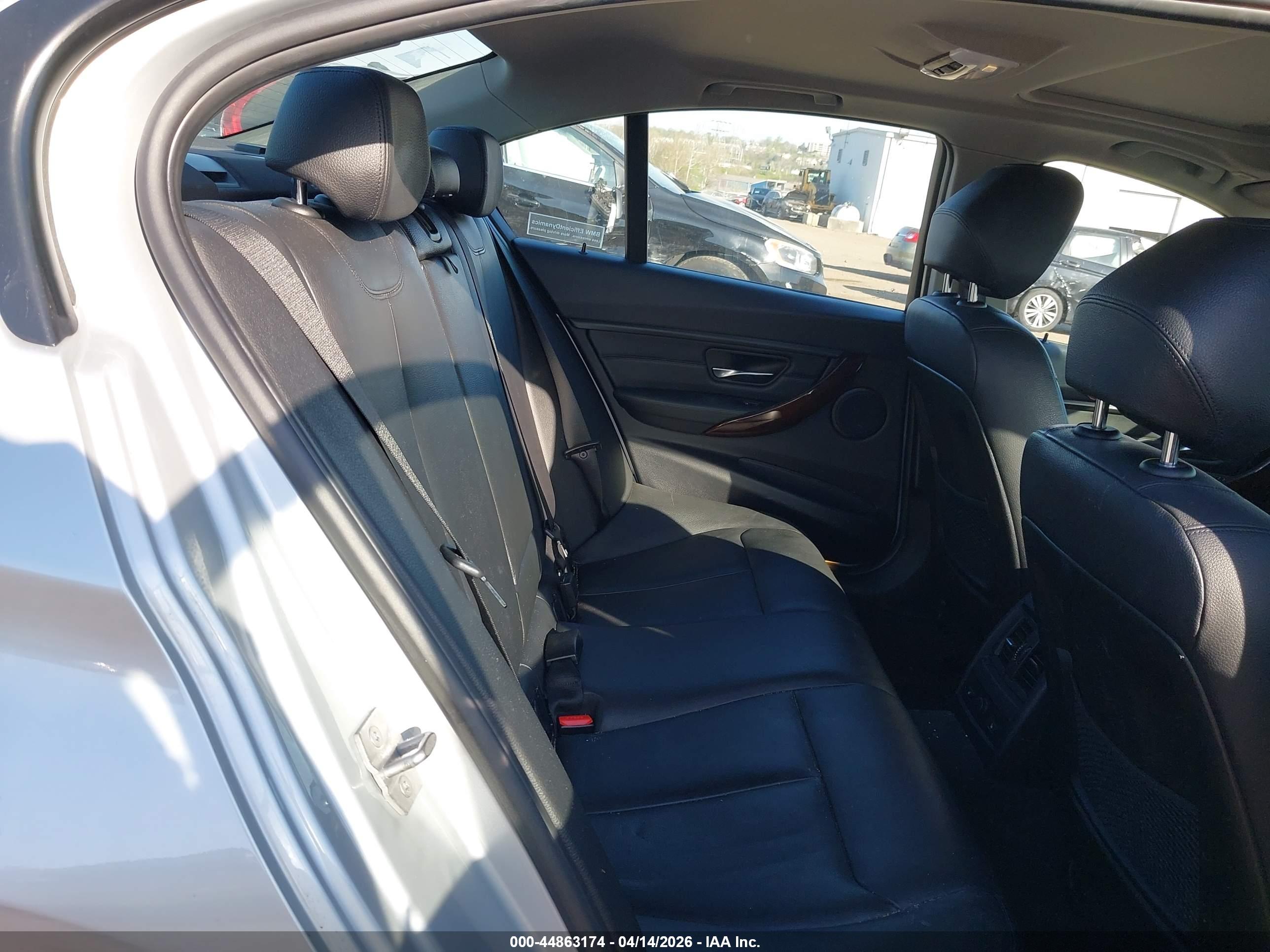 BMW 328I image 8