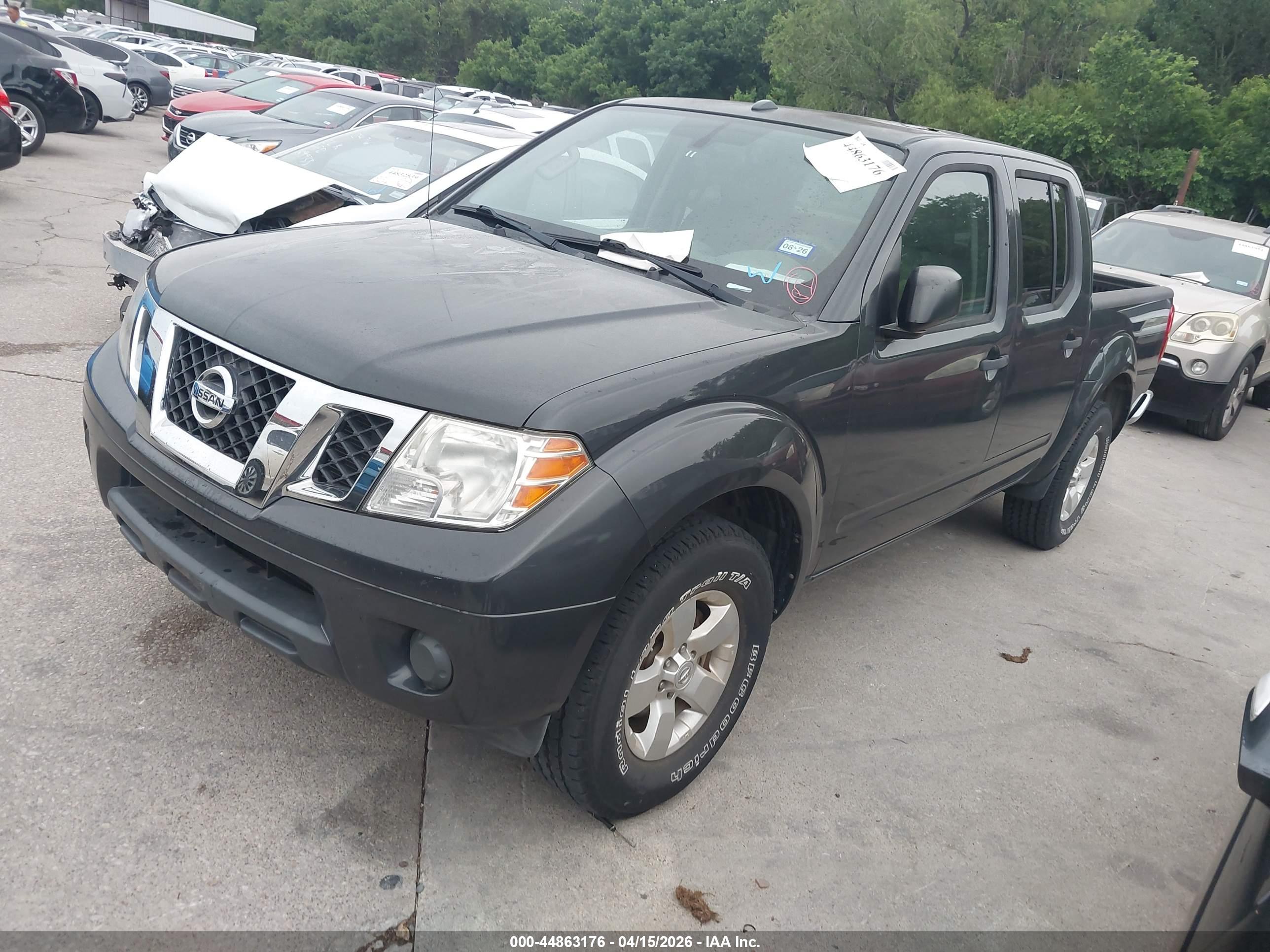 NISSAN FRONTIER image 2
