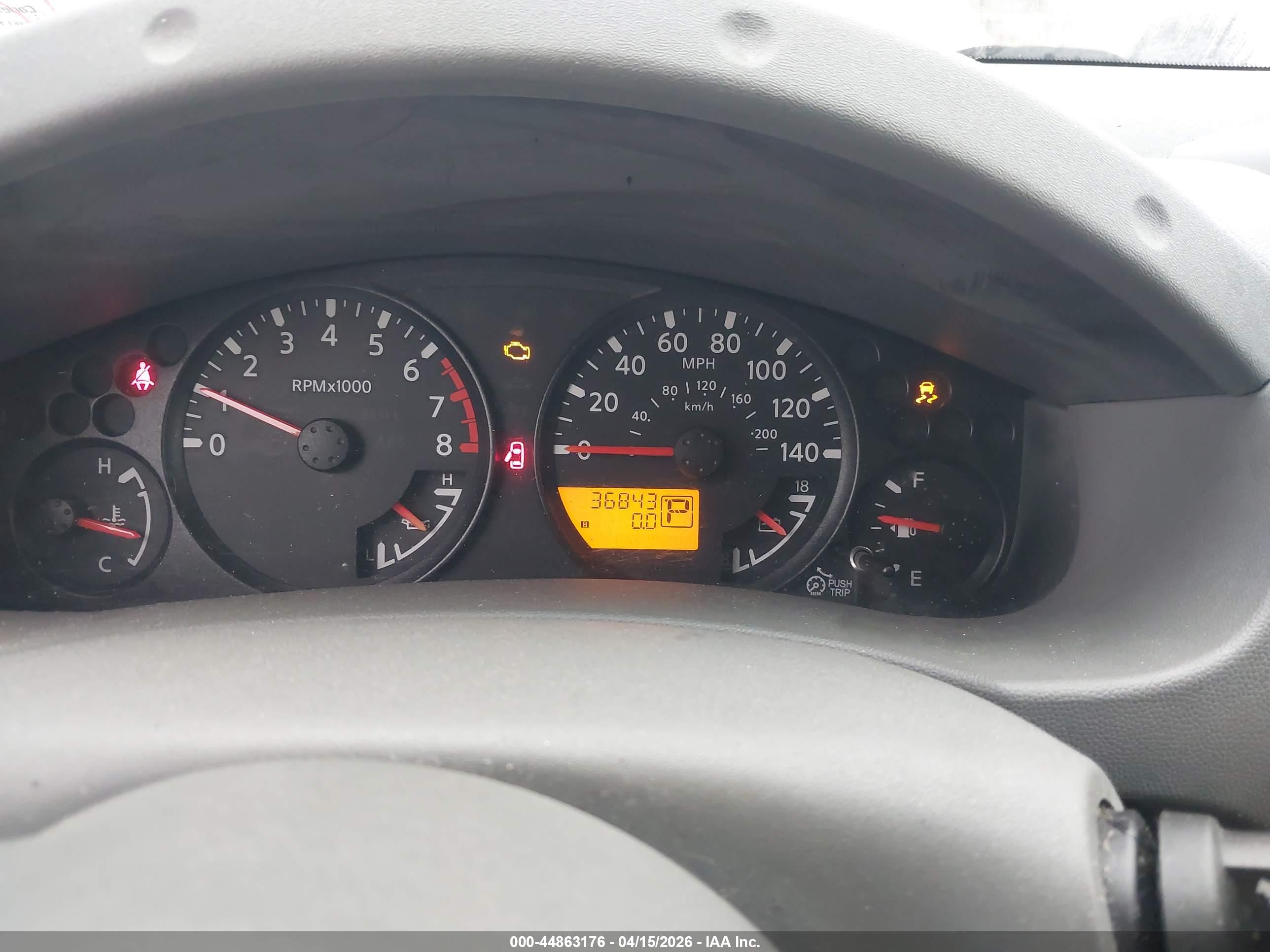 NISSAN FRONTIER image 7