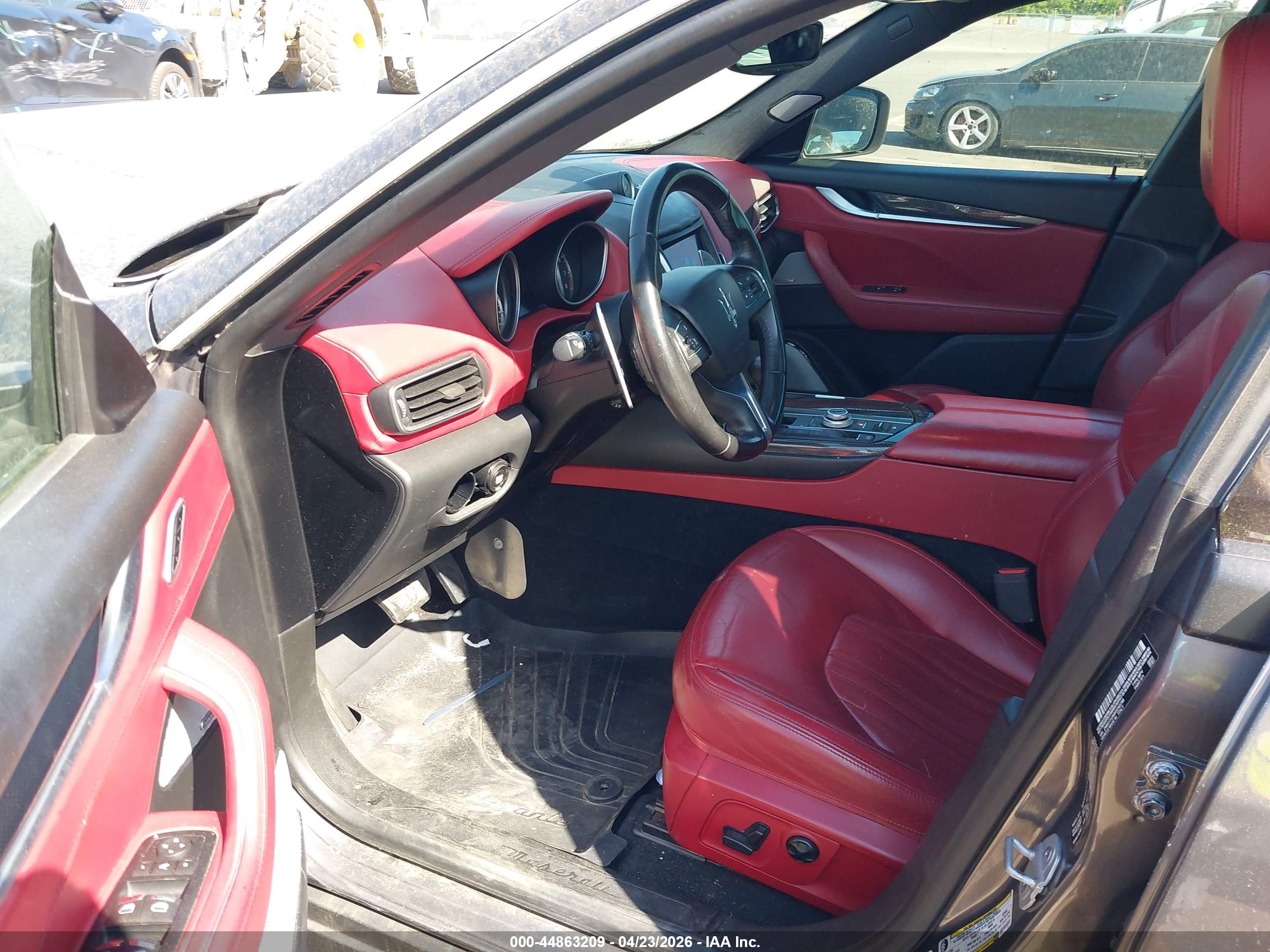 MASERATI LEVANTE image 5