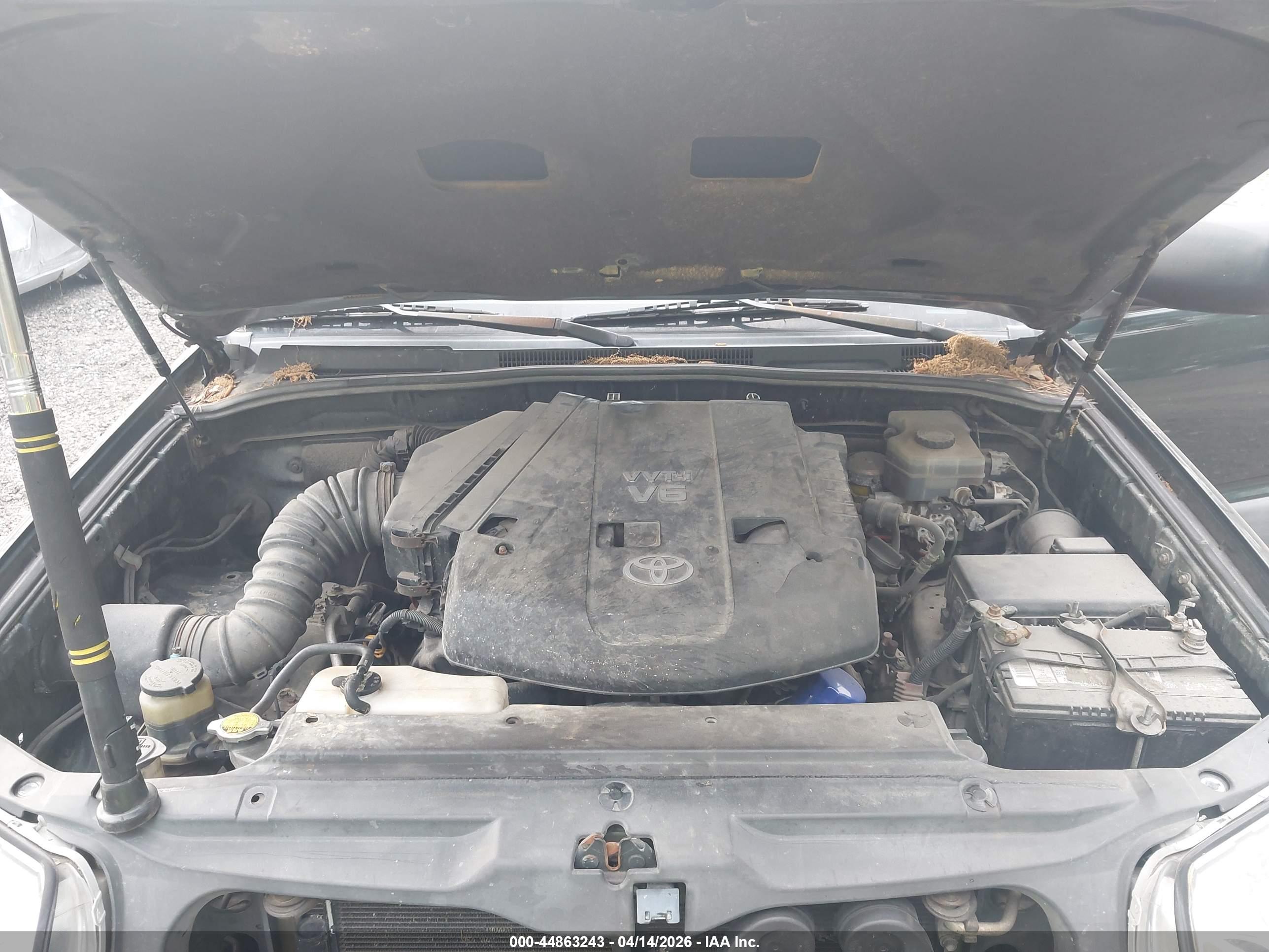 TOYOTA 4RUNNER image 10
