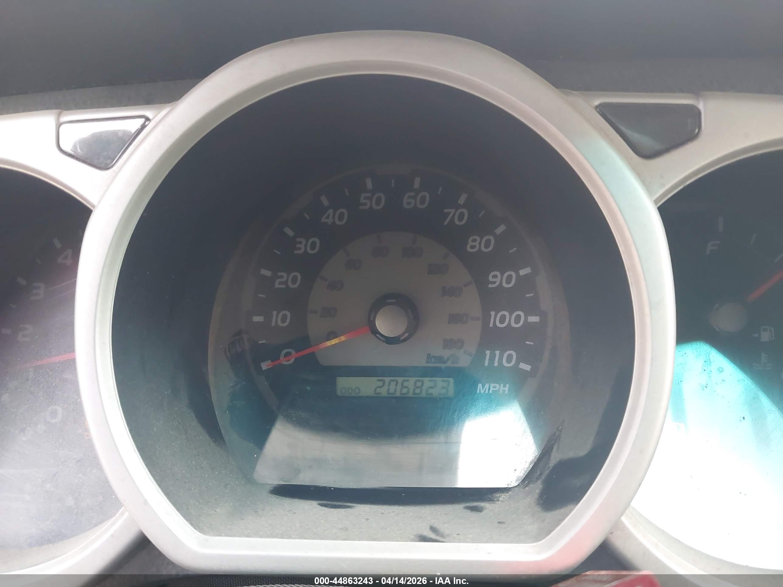 TOYOTA 4RUNNER image 7