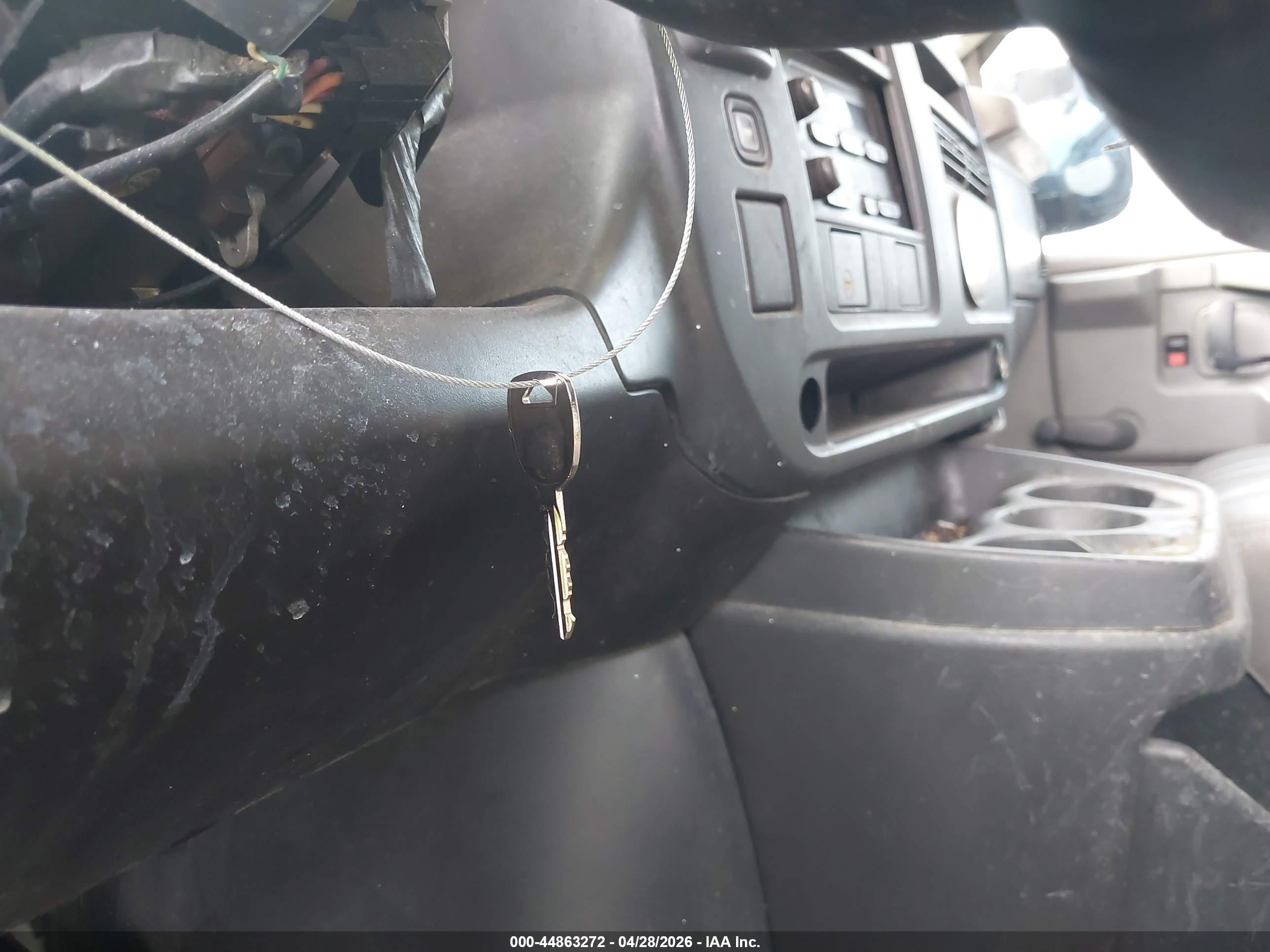 CHEVROLET EXPRESS image 11