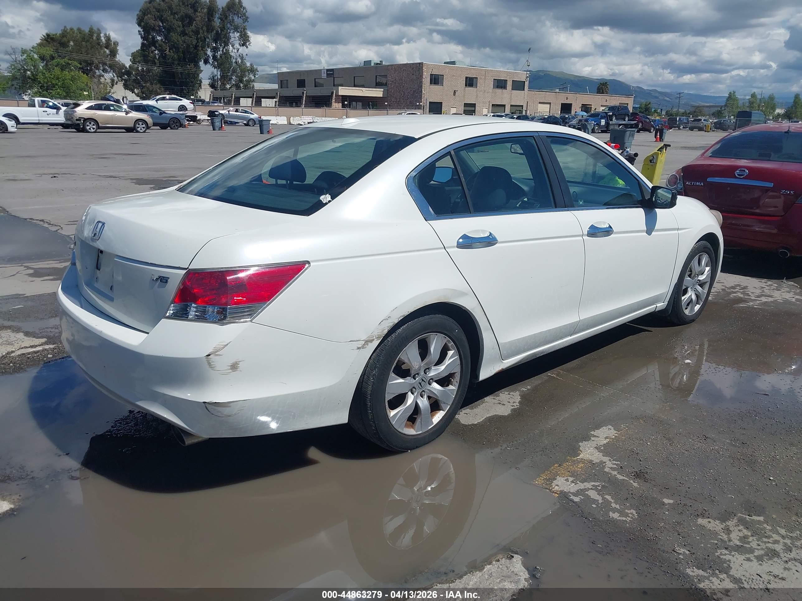 HONDA ACCORD image 4