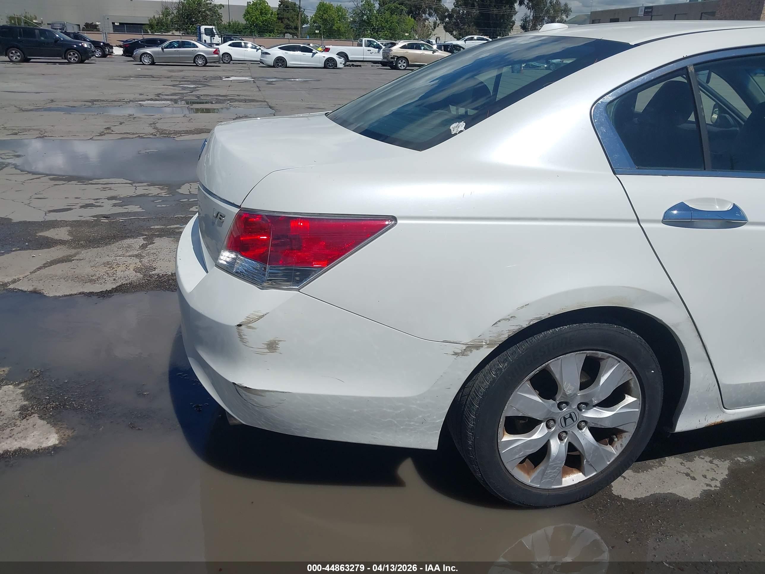 HONDA ACCORD image 6