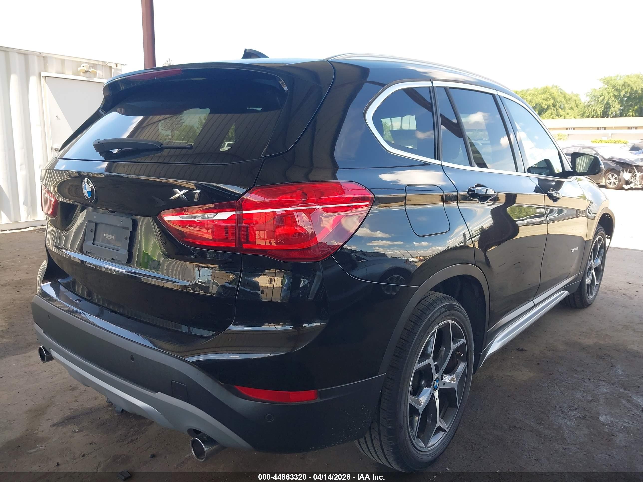 BMW X1 image 4