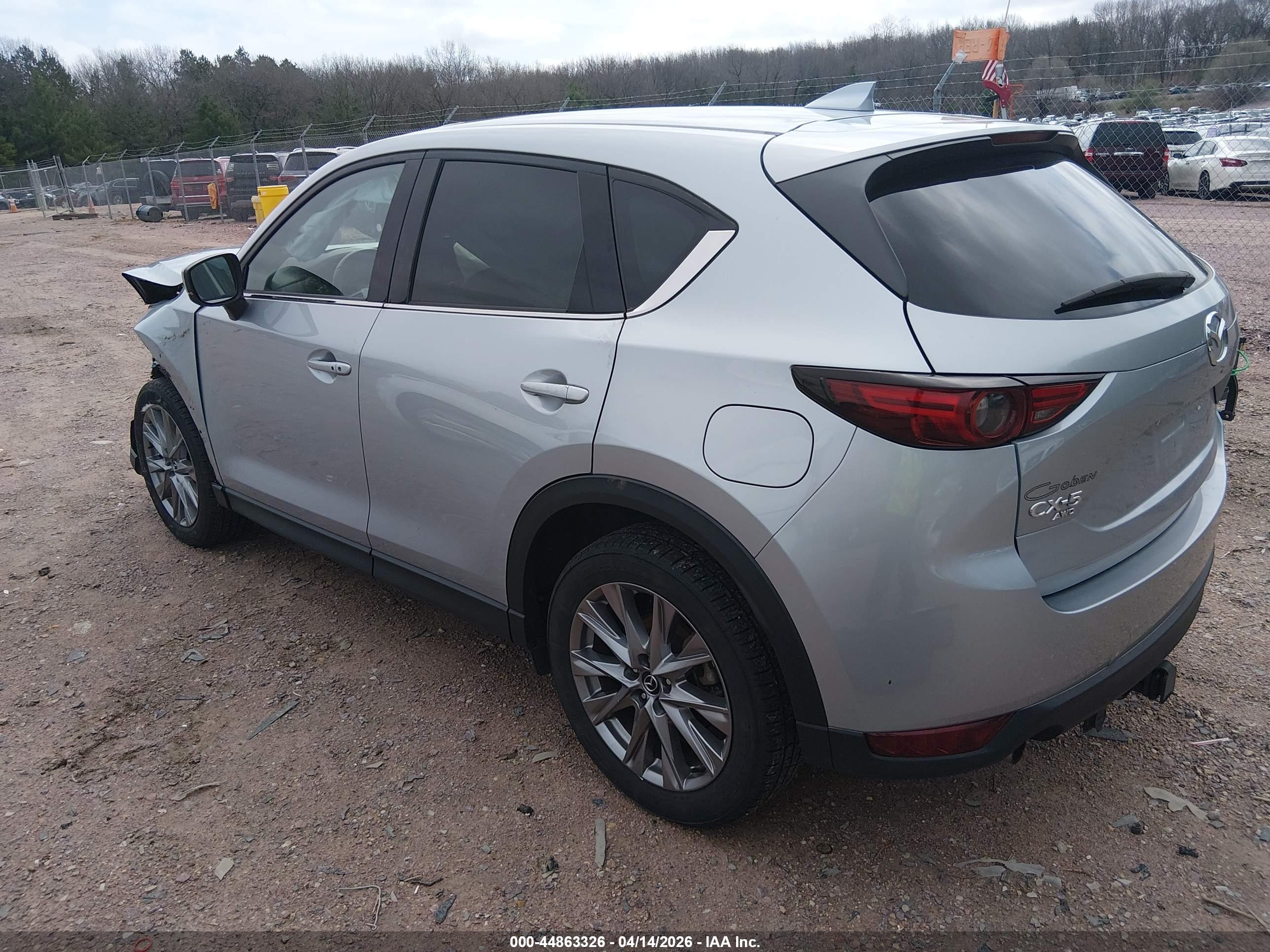 MAZDA CX-5 image 3