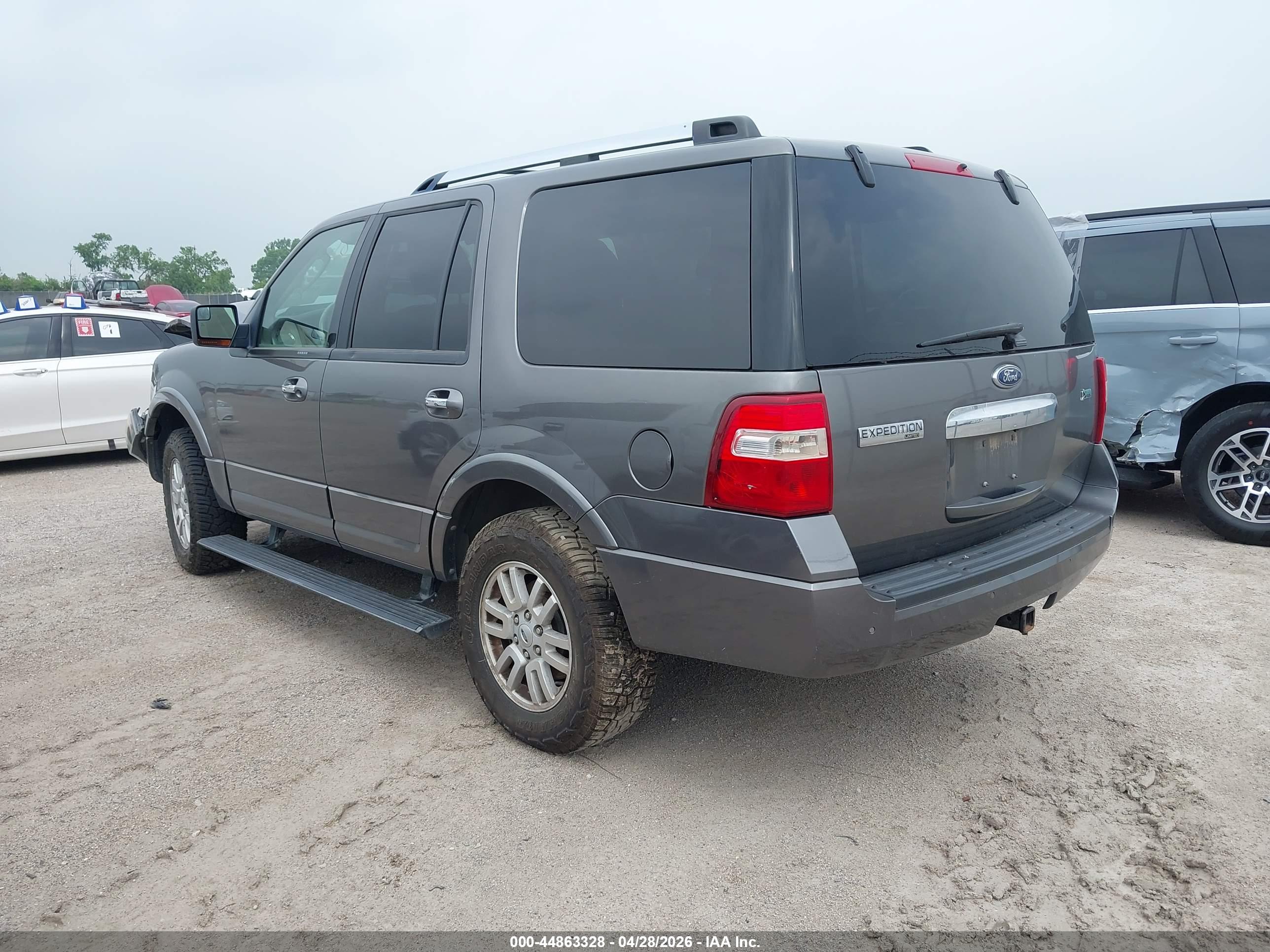 FORD EXPEDITION image 3