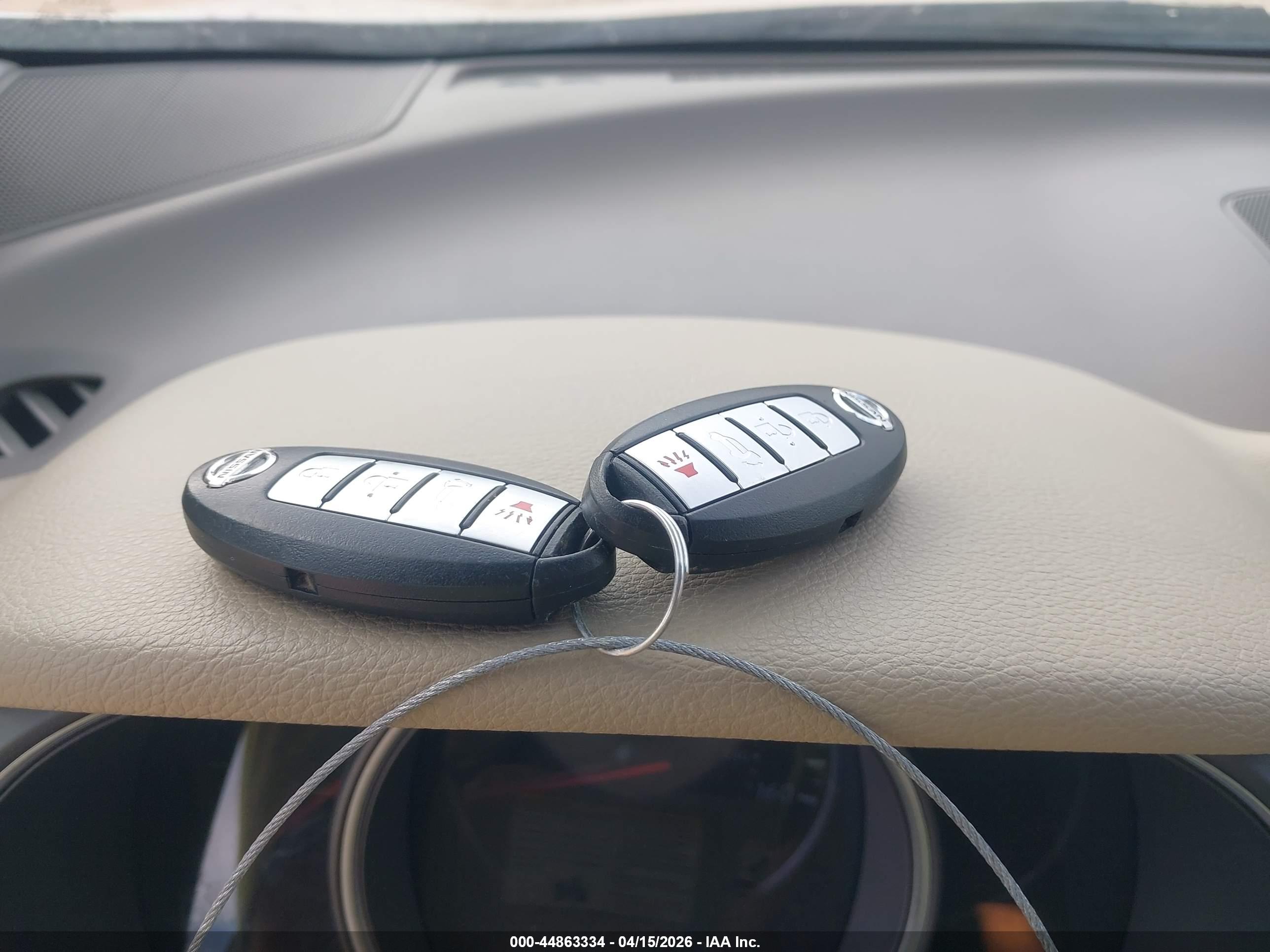 NISSAN MURANO image 11