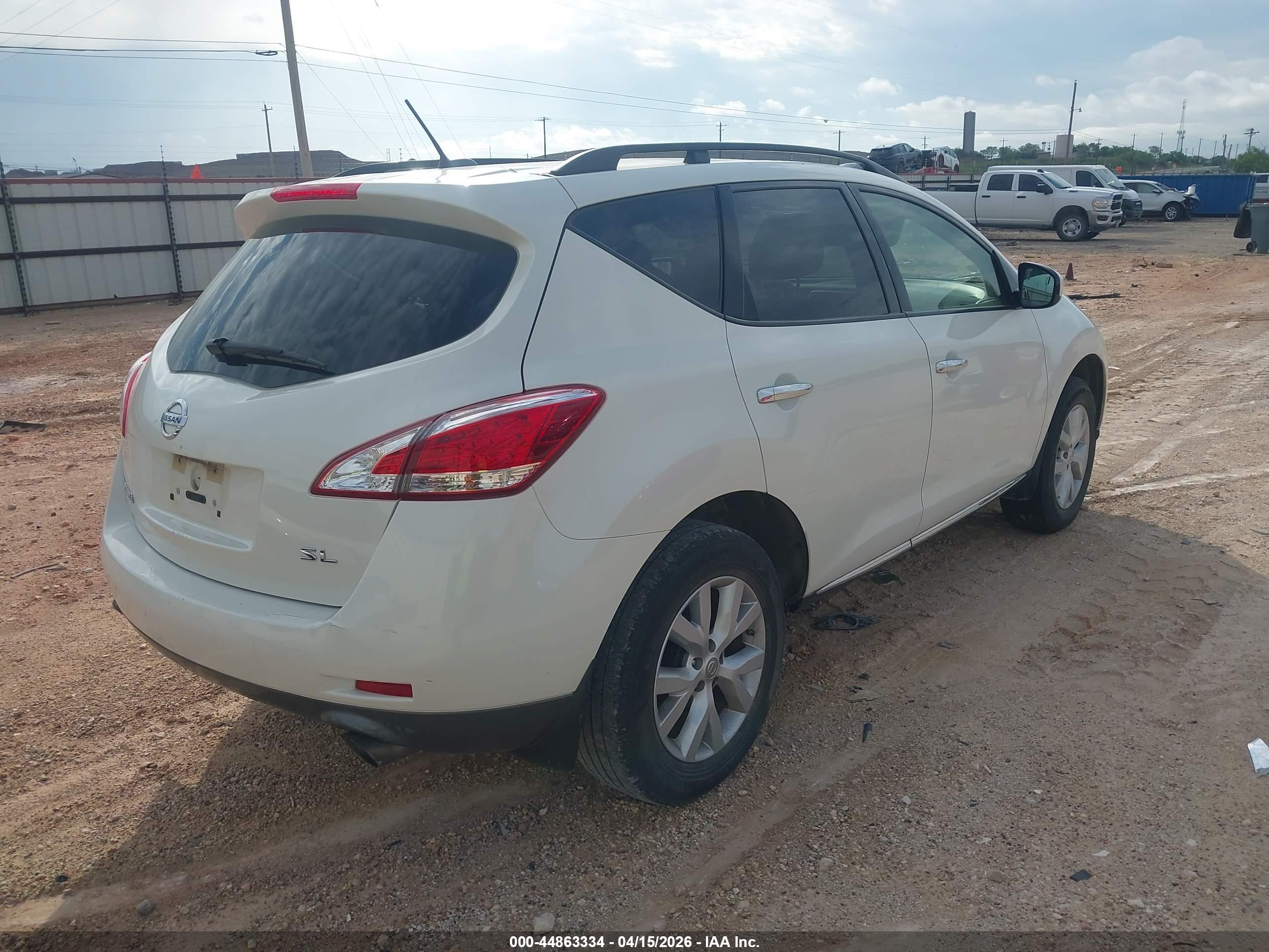 NISSAN MURANO image 4