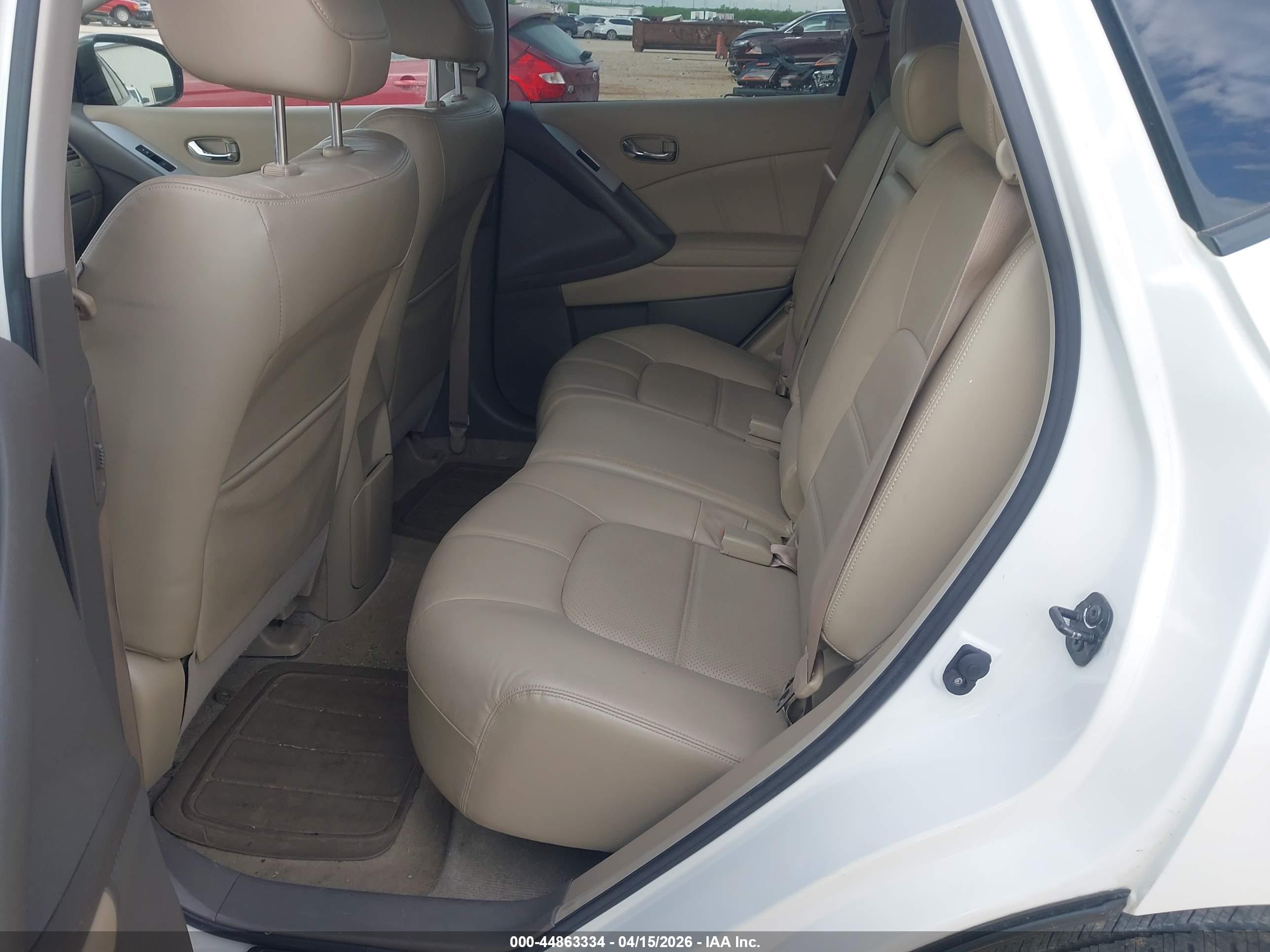 NISSAN MURANO image 8