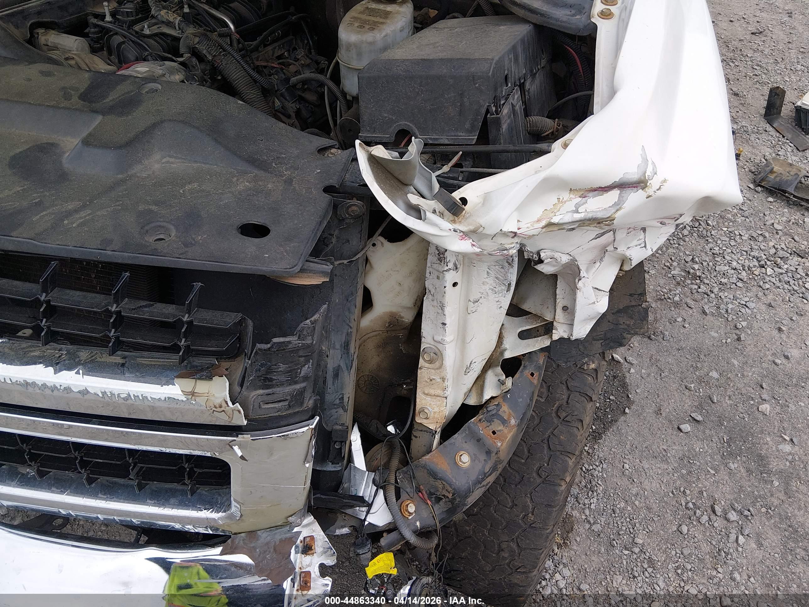 CHEVROLET SILVERADO image 6