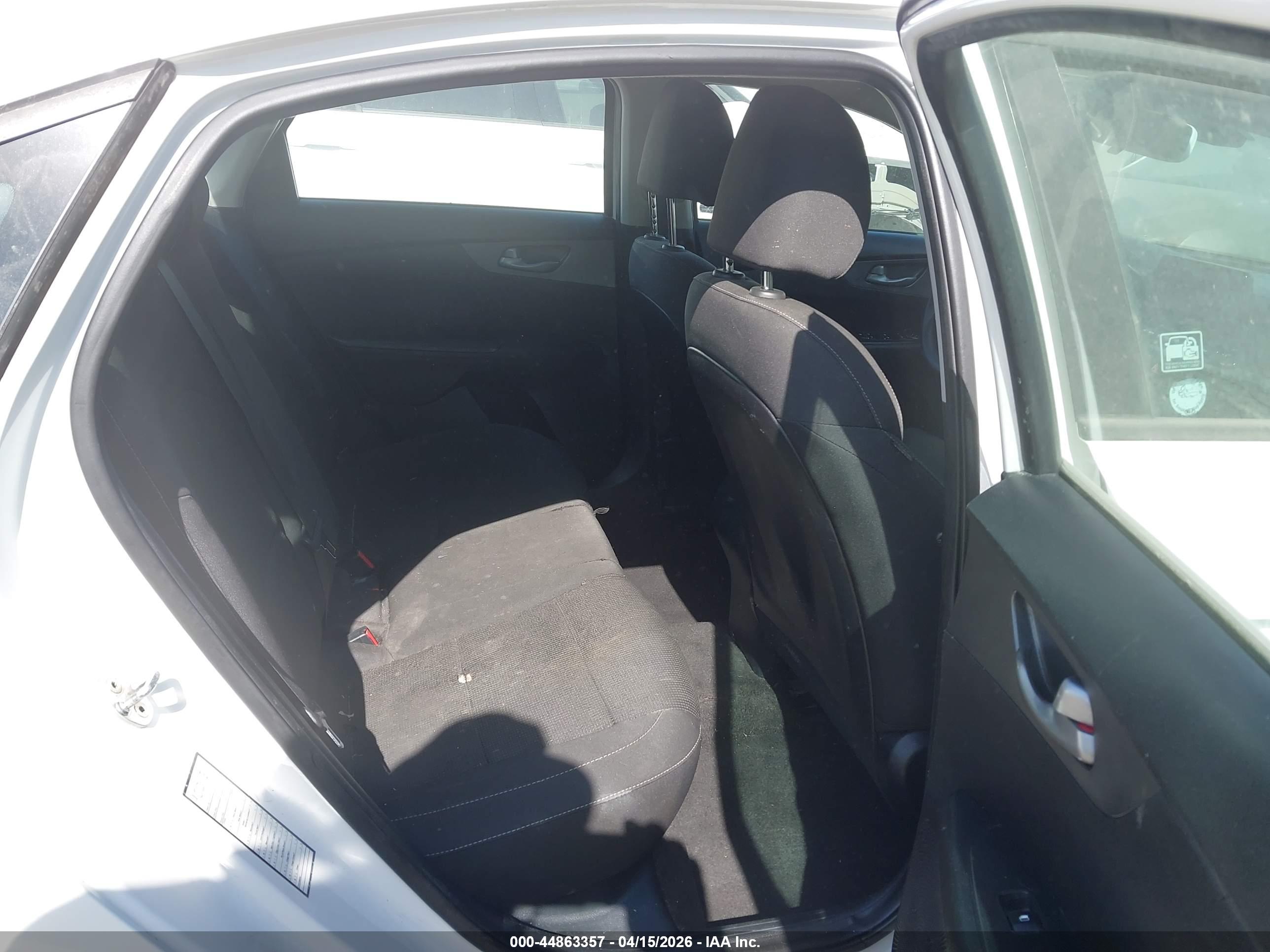 KIA FORTE image 8