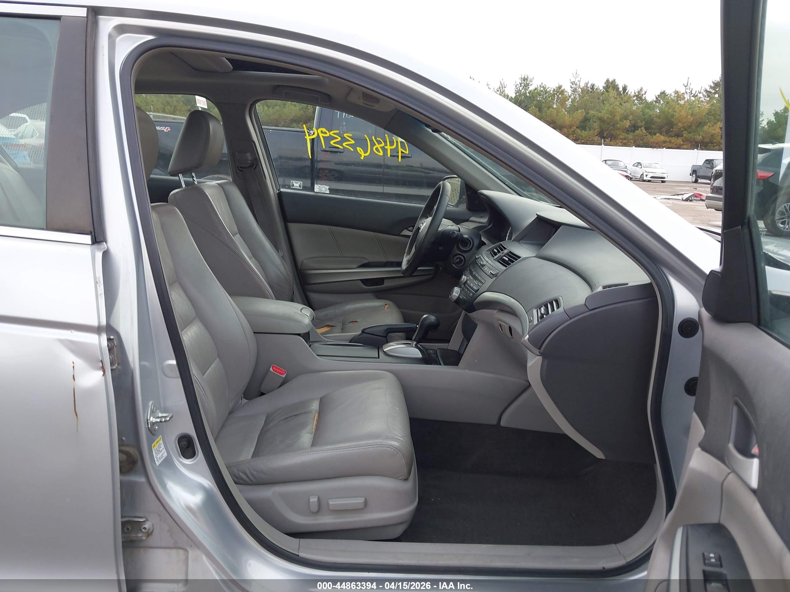 HONDA ACCORD image 5
