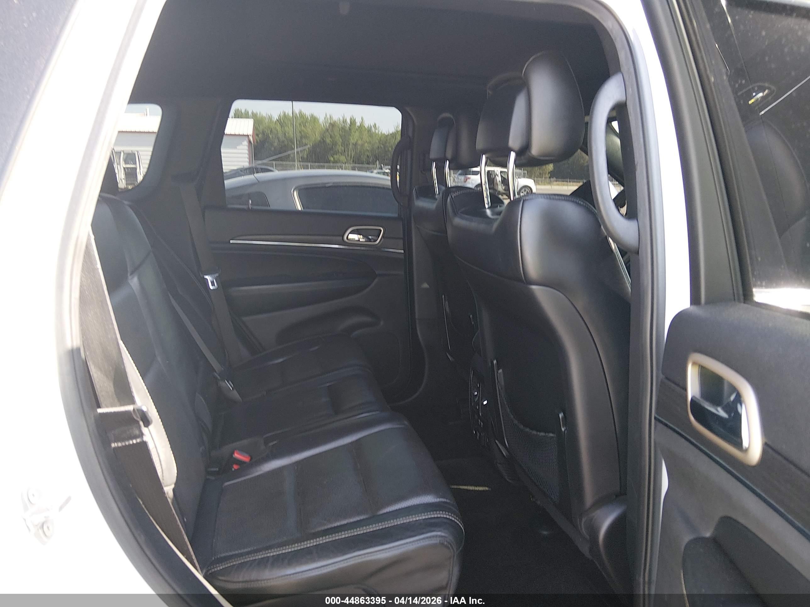 JEEP GRAND image 8