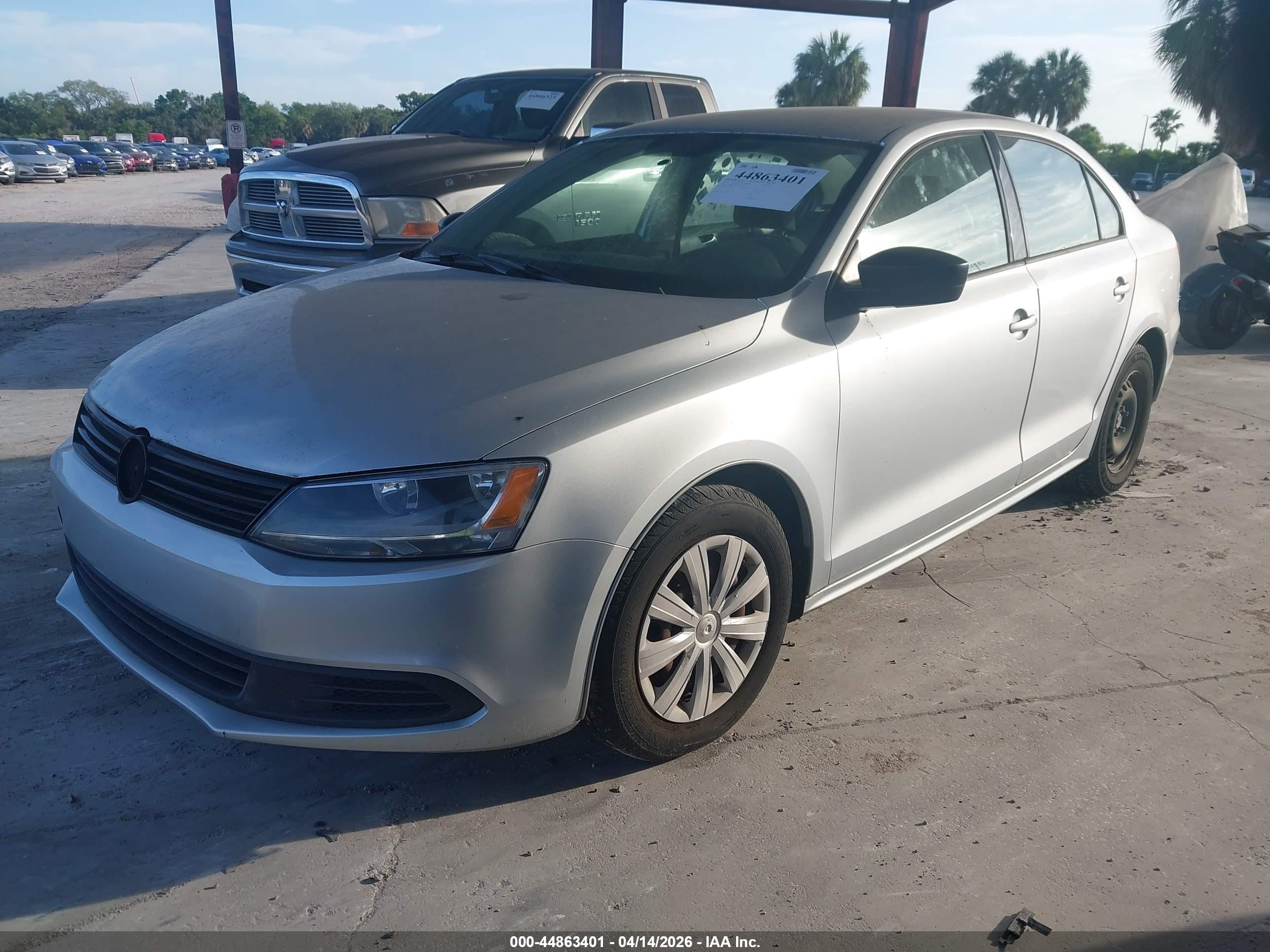 VOLKSWAGEN JETTA image 2
