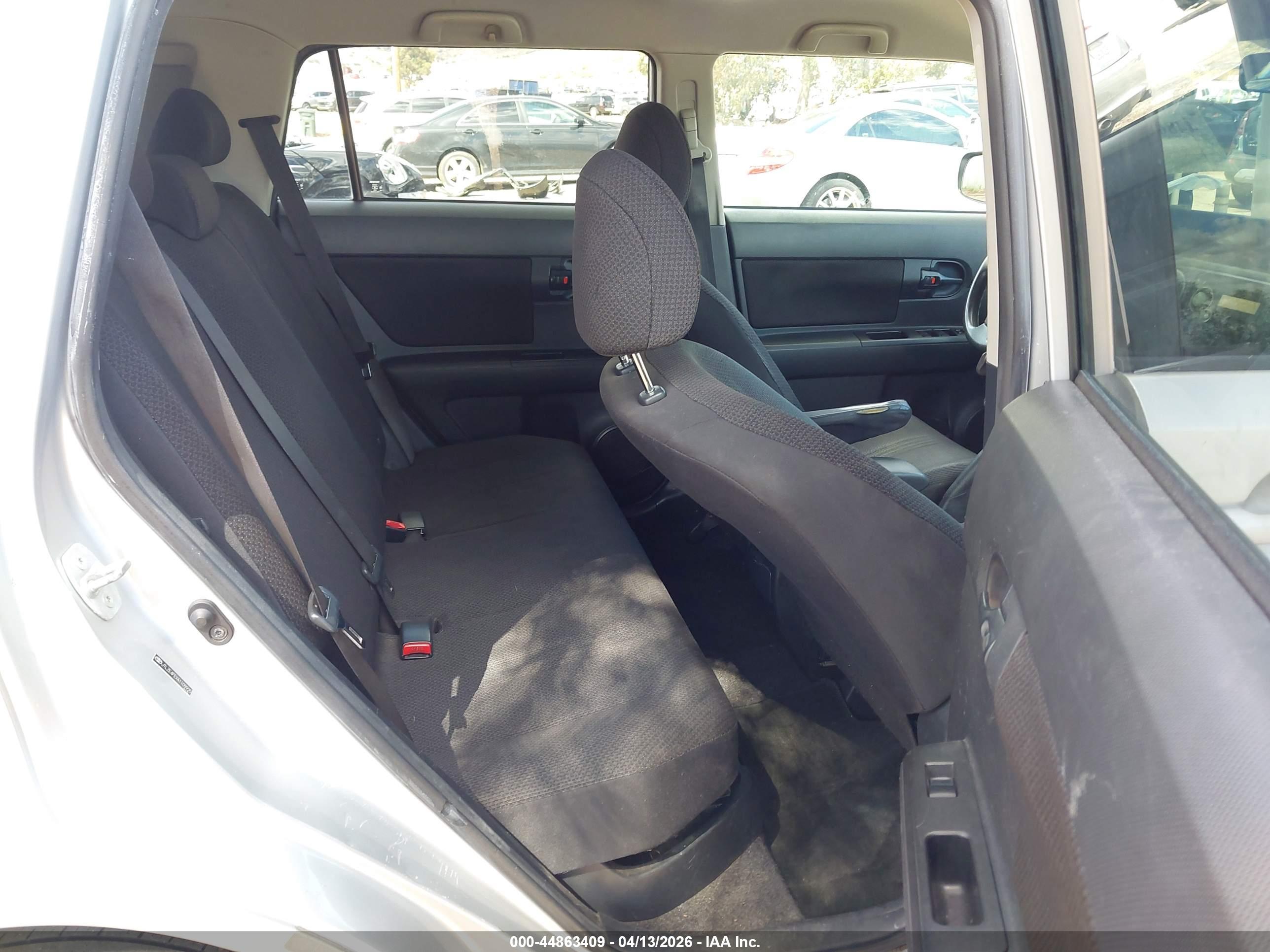 SCION XB image 8