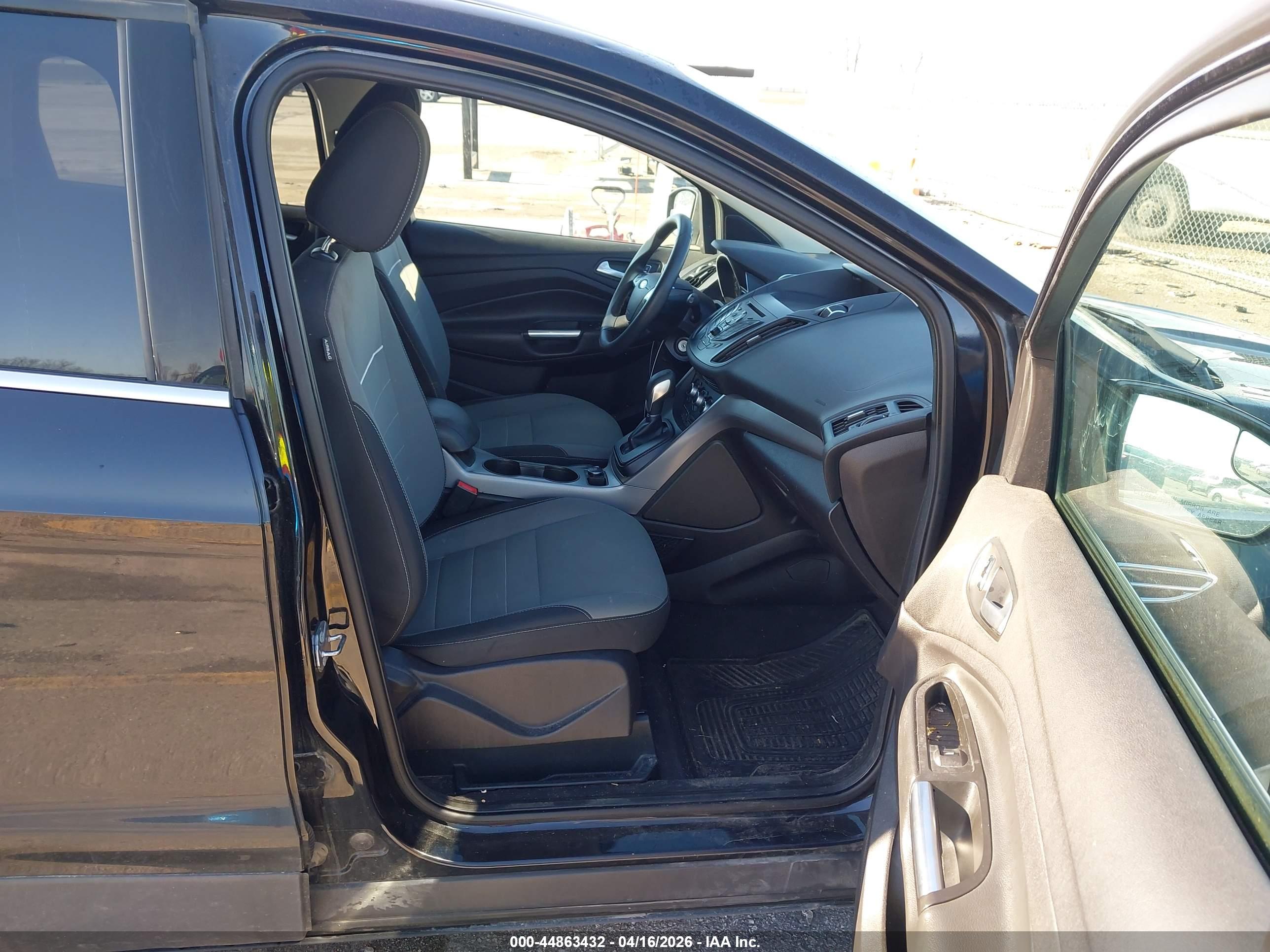 FORD ESCAPE image 5