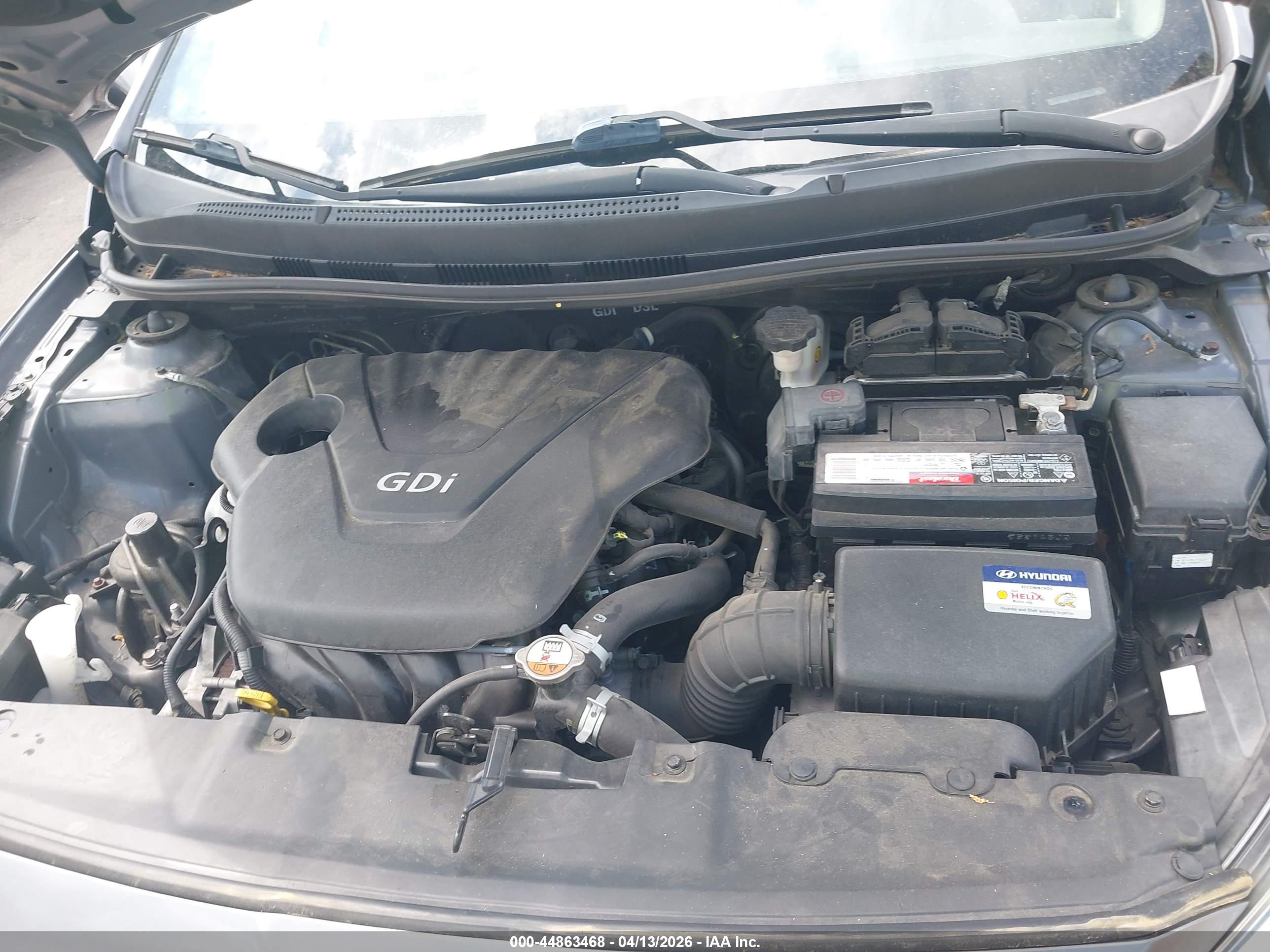 HYUNDAI ACCENT image 10
