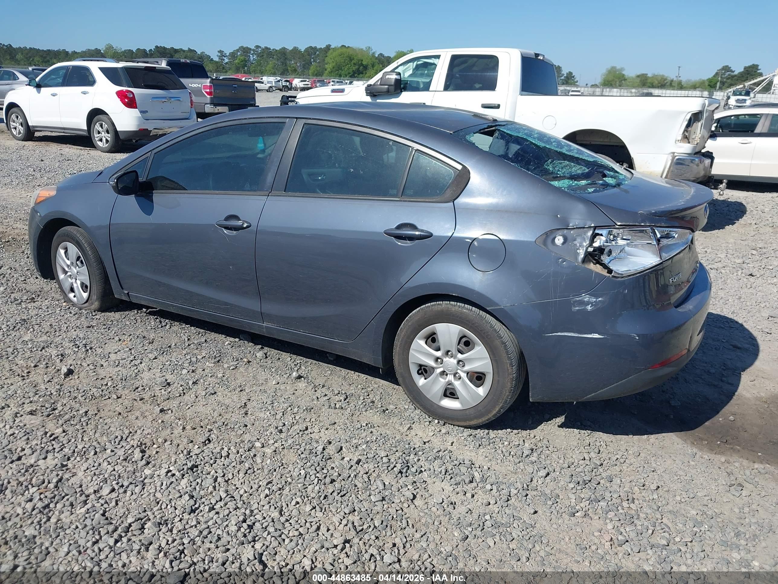 KIA FORTE image 3