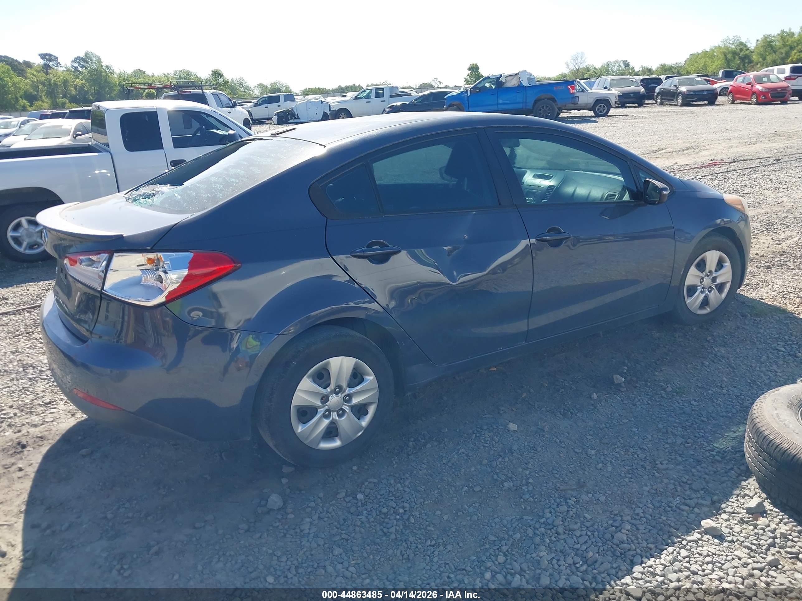 KIA FORTE image 4