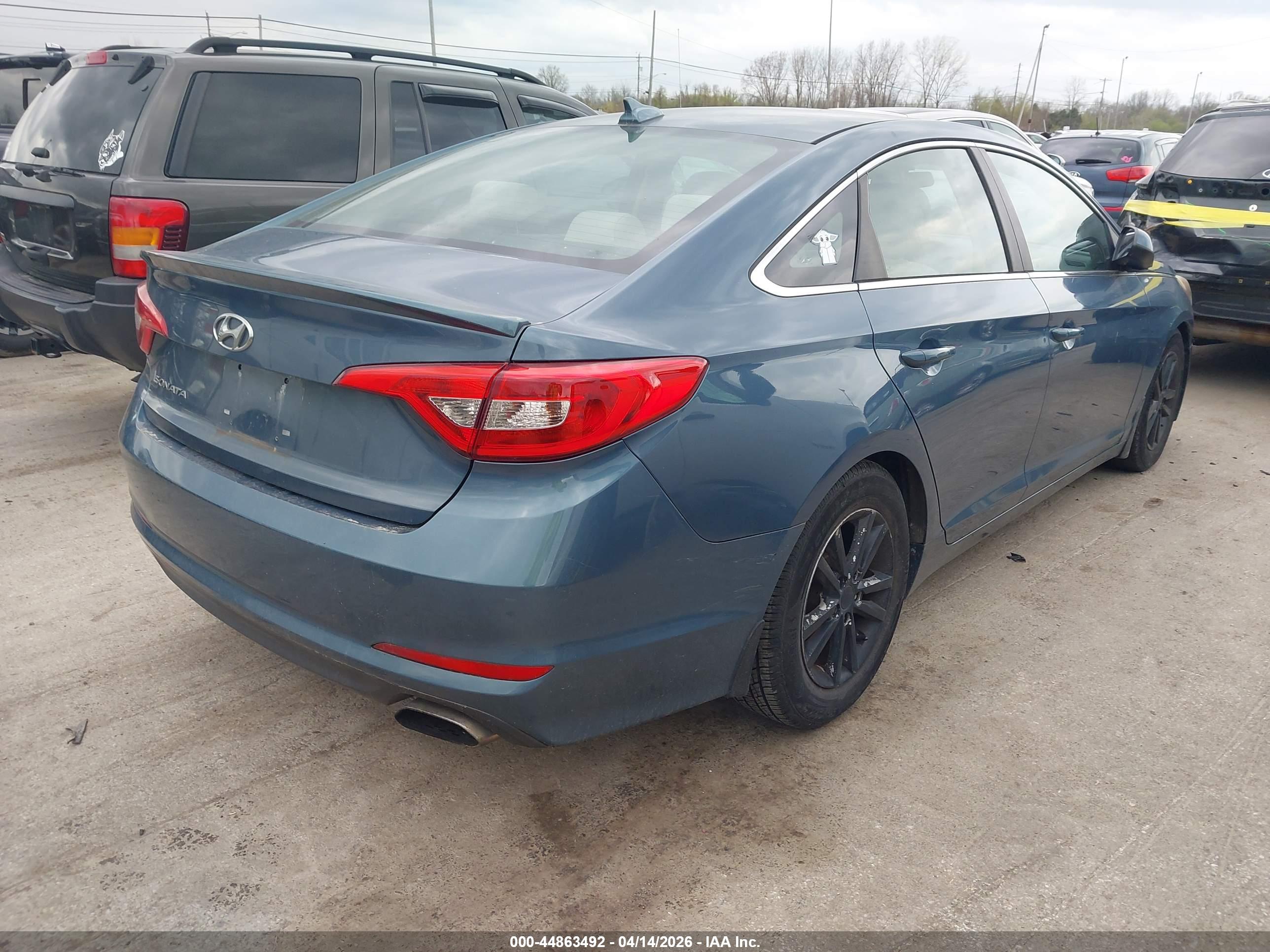 HYUNDAI SONATA image 4