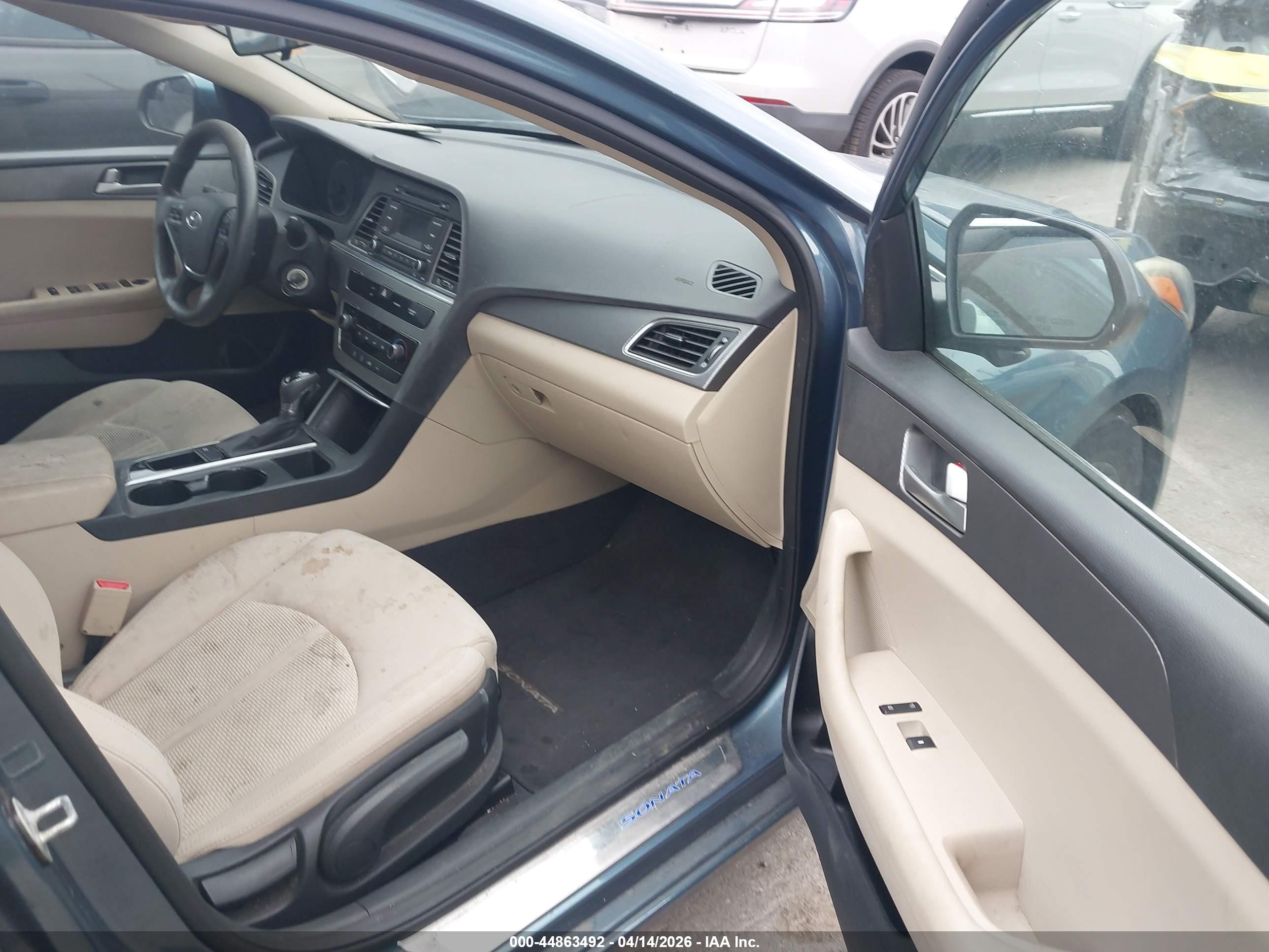 HYUNDAI SONATA image 5