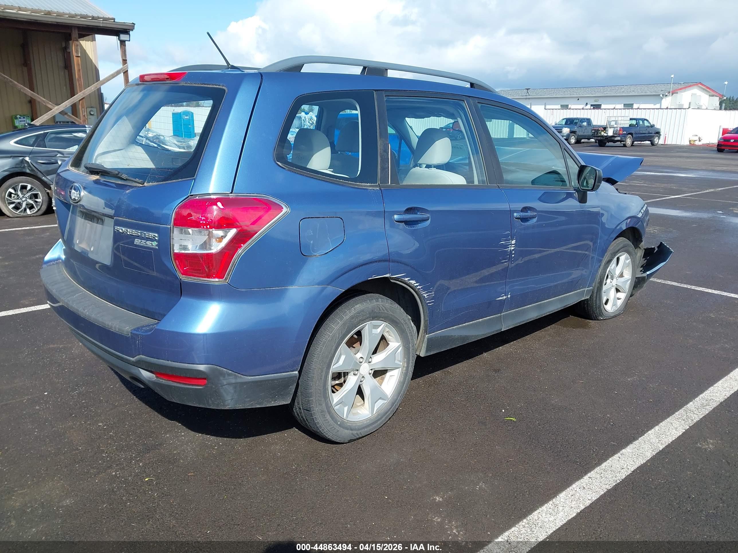 SUBARU FORESTER image 4