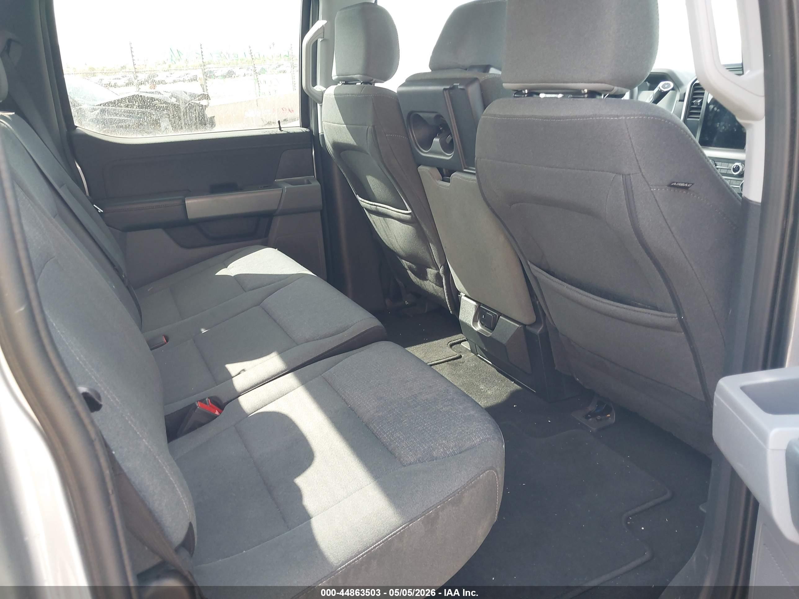 FORD F-150 image 8