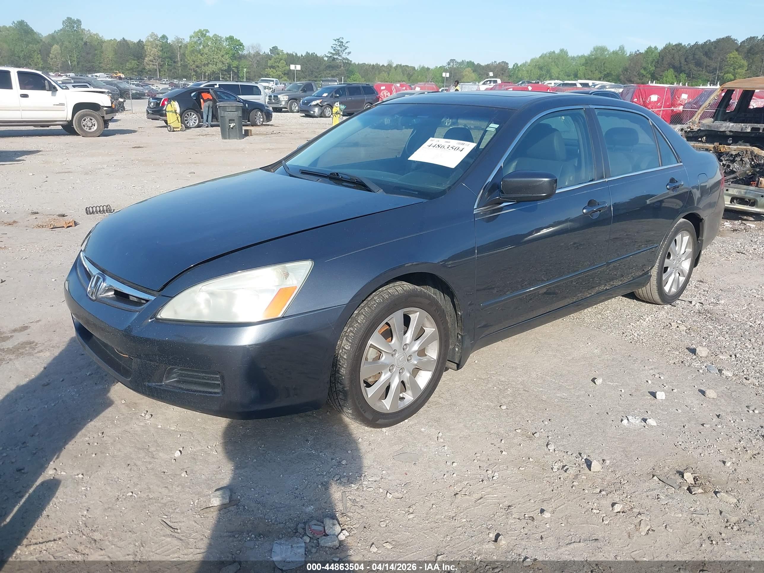 HONDA ACCORD image 2