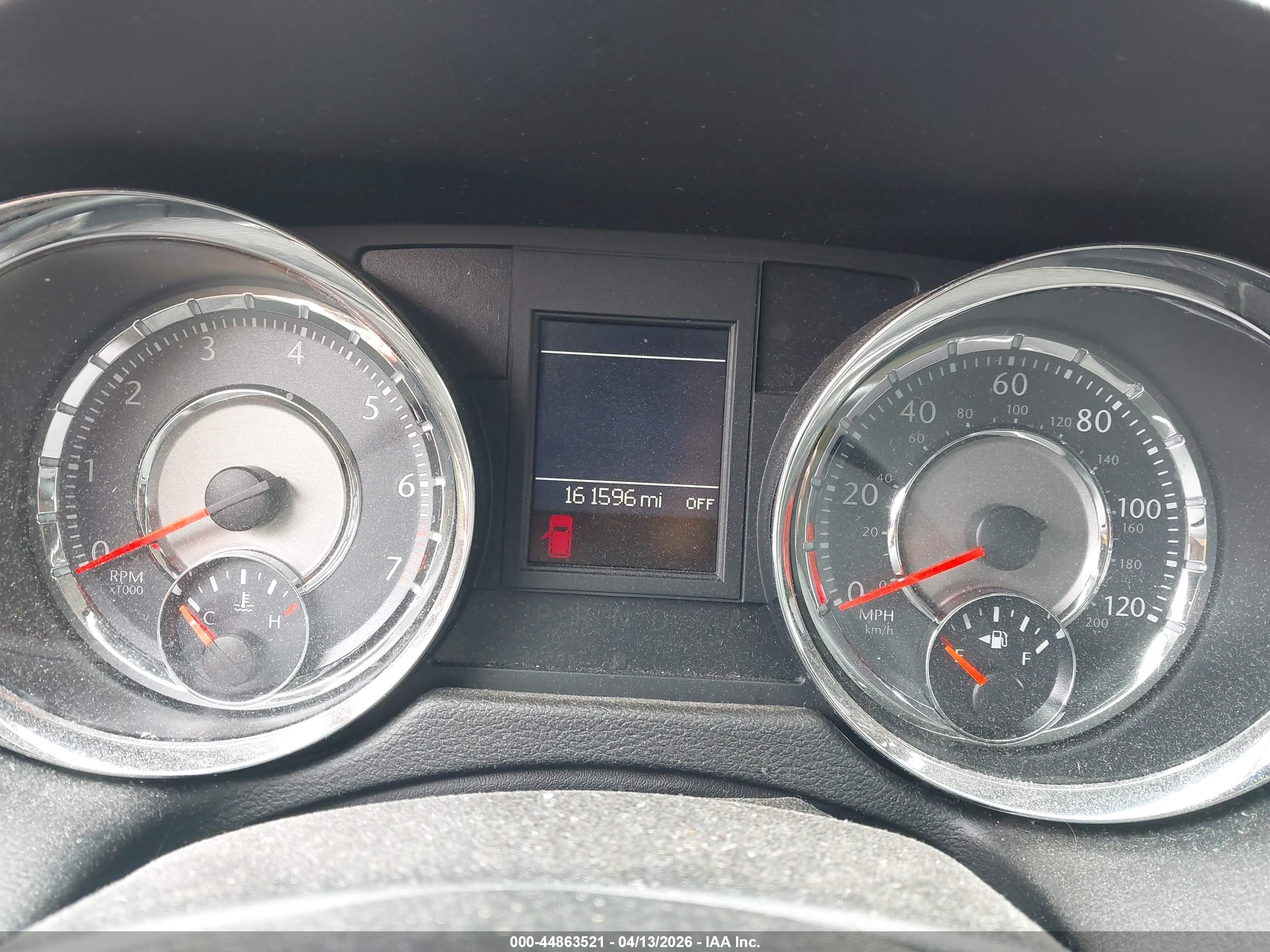 CHRYSLER TOWN image 7