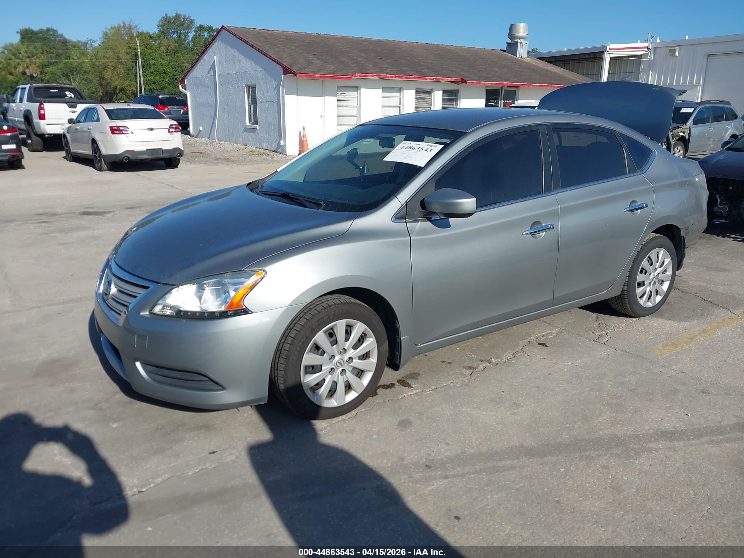 NISSAN SENTRA image 2