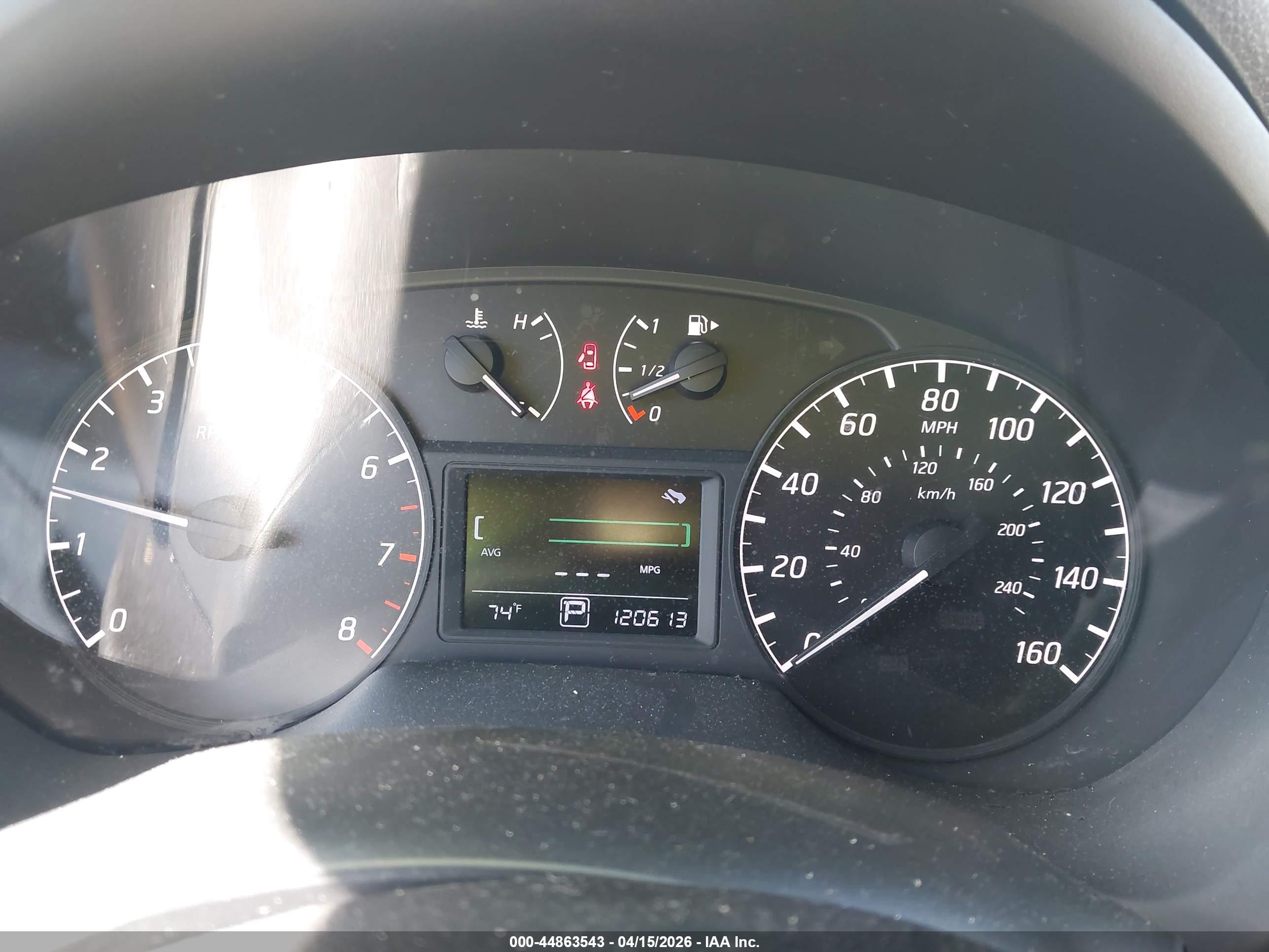 NISSAN SENTRA image 7