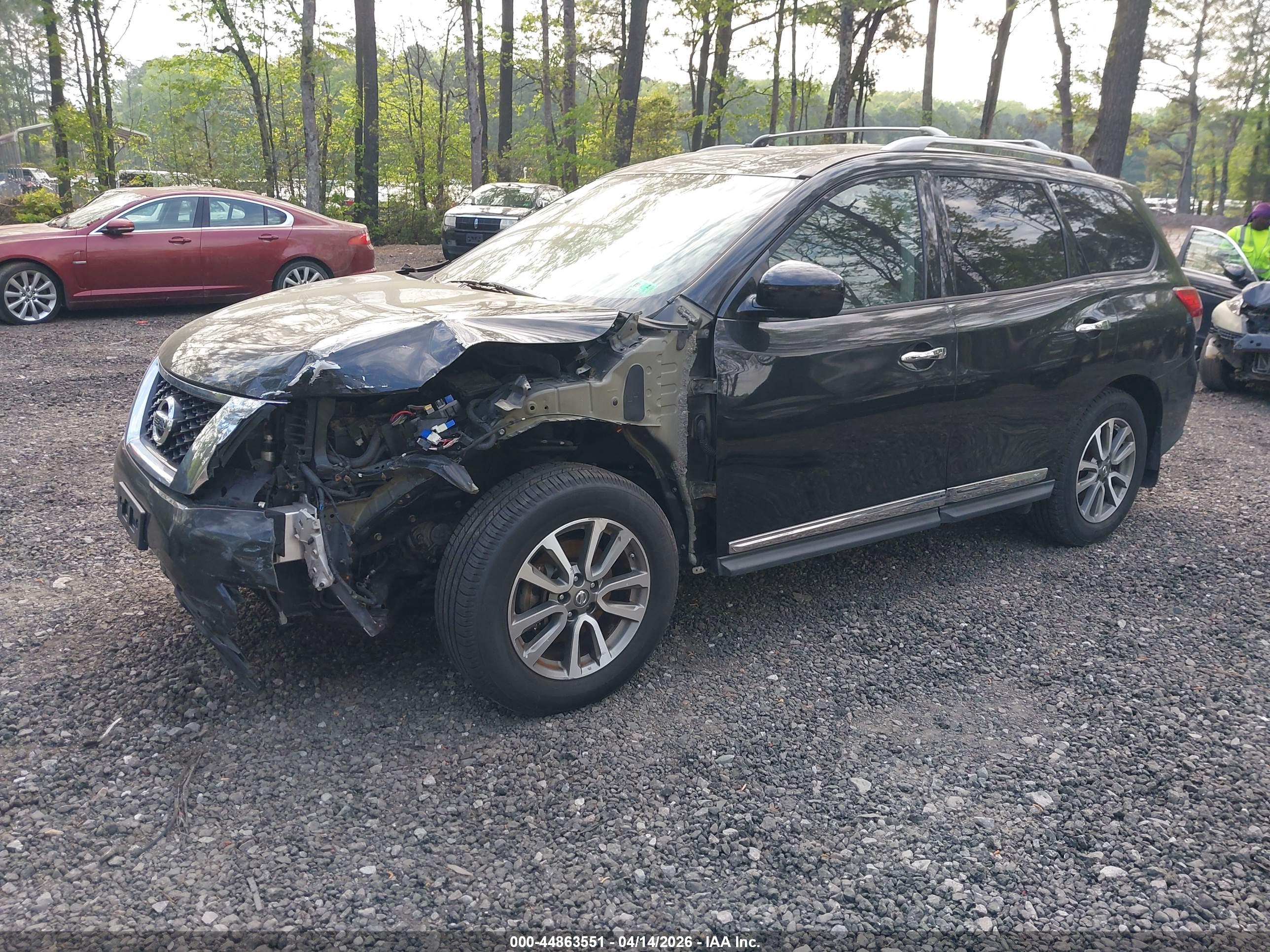 NISSAN PATHFINDER image 2