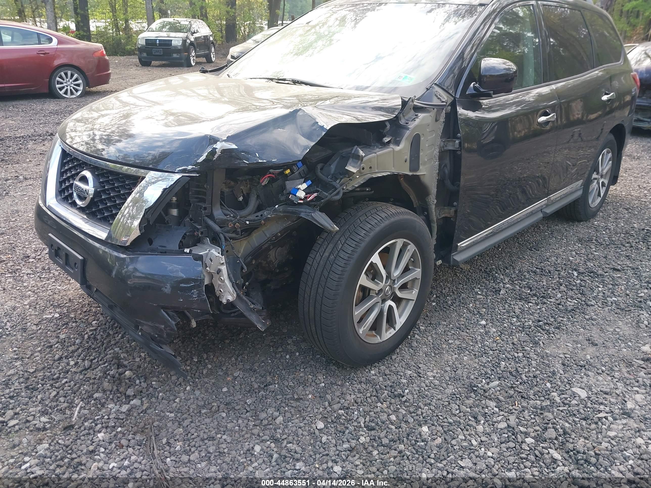 NISSAN PATHFINDER image 6