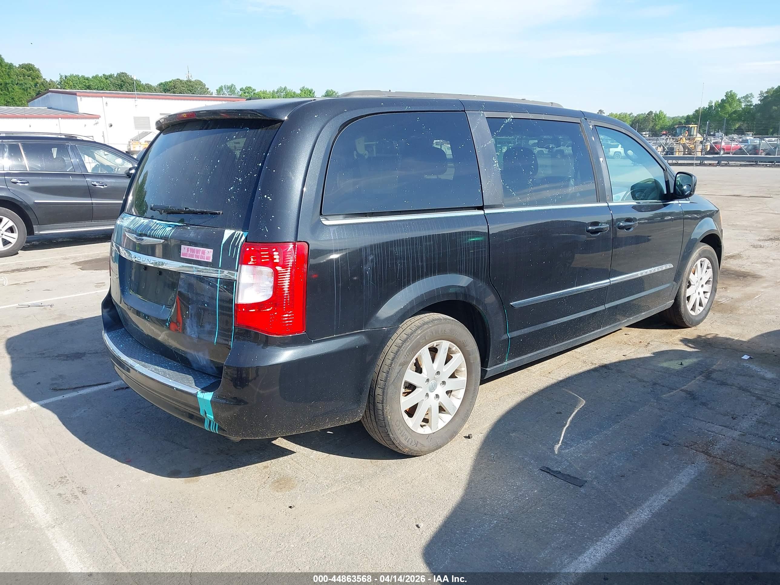 CHRYSLER TOWN image 4