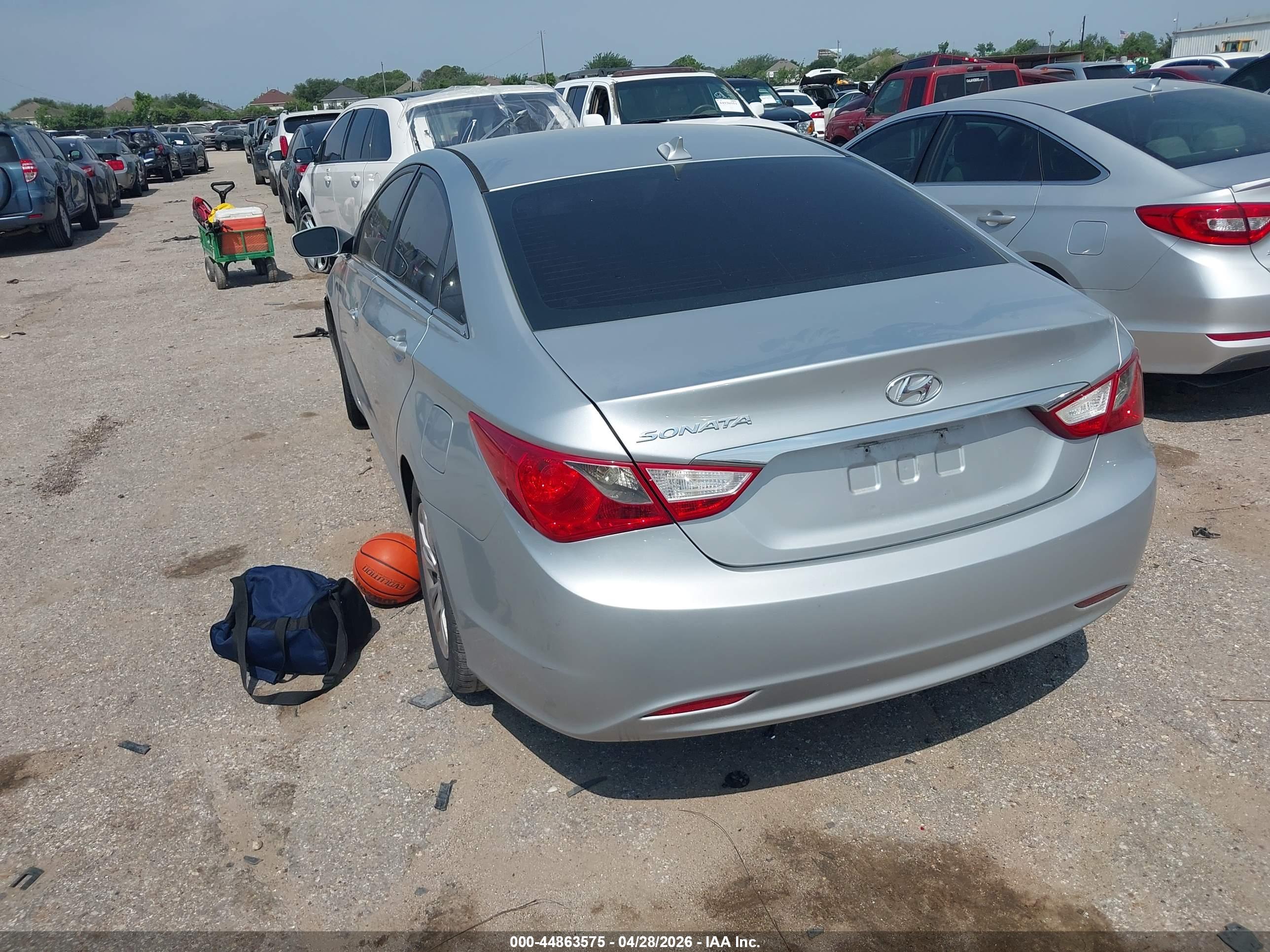 HYUNDAI SONATA image 3