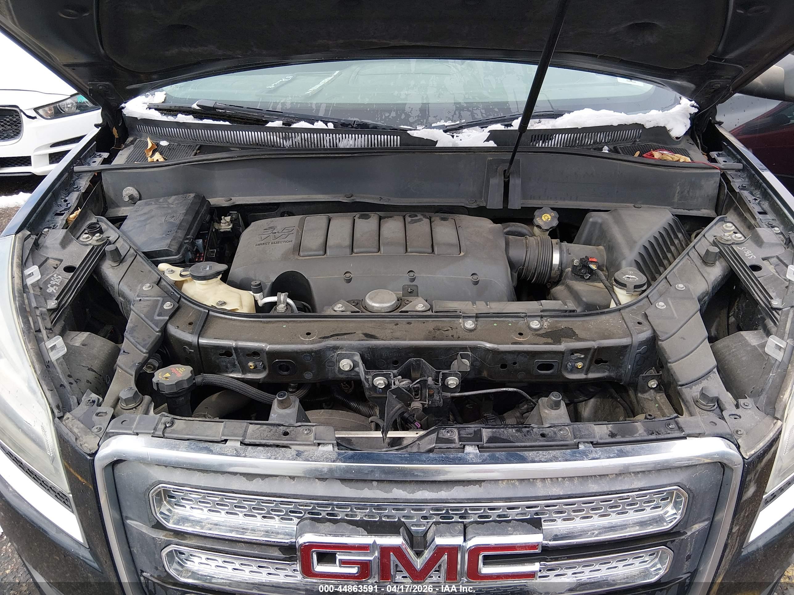 GMC ACADIA image 10