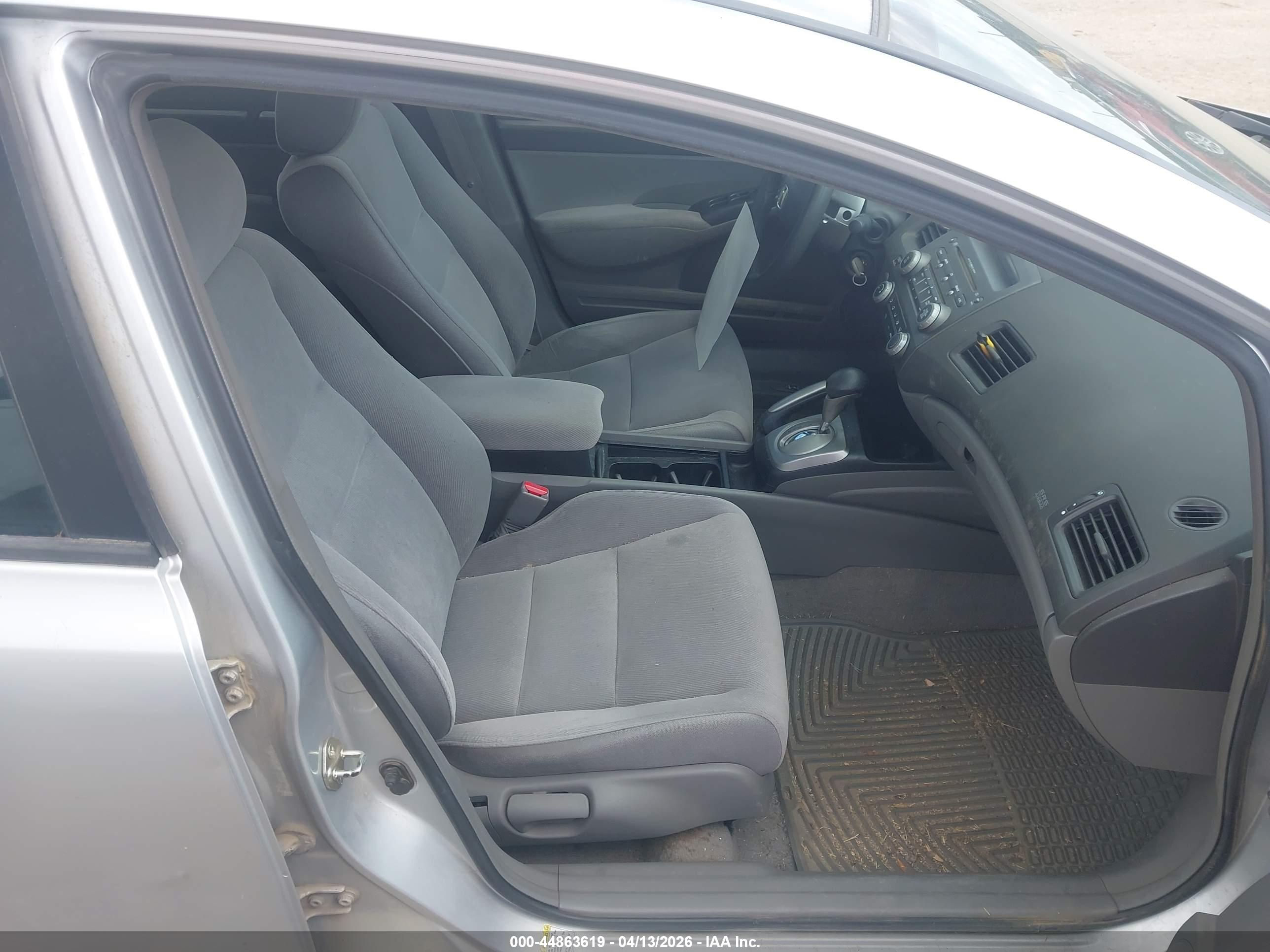HONDA CIVIC image 5