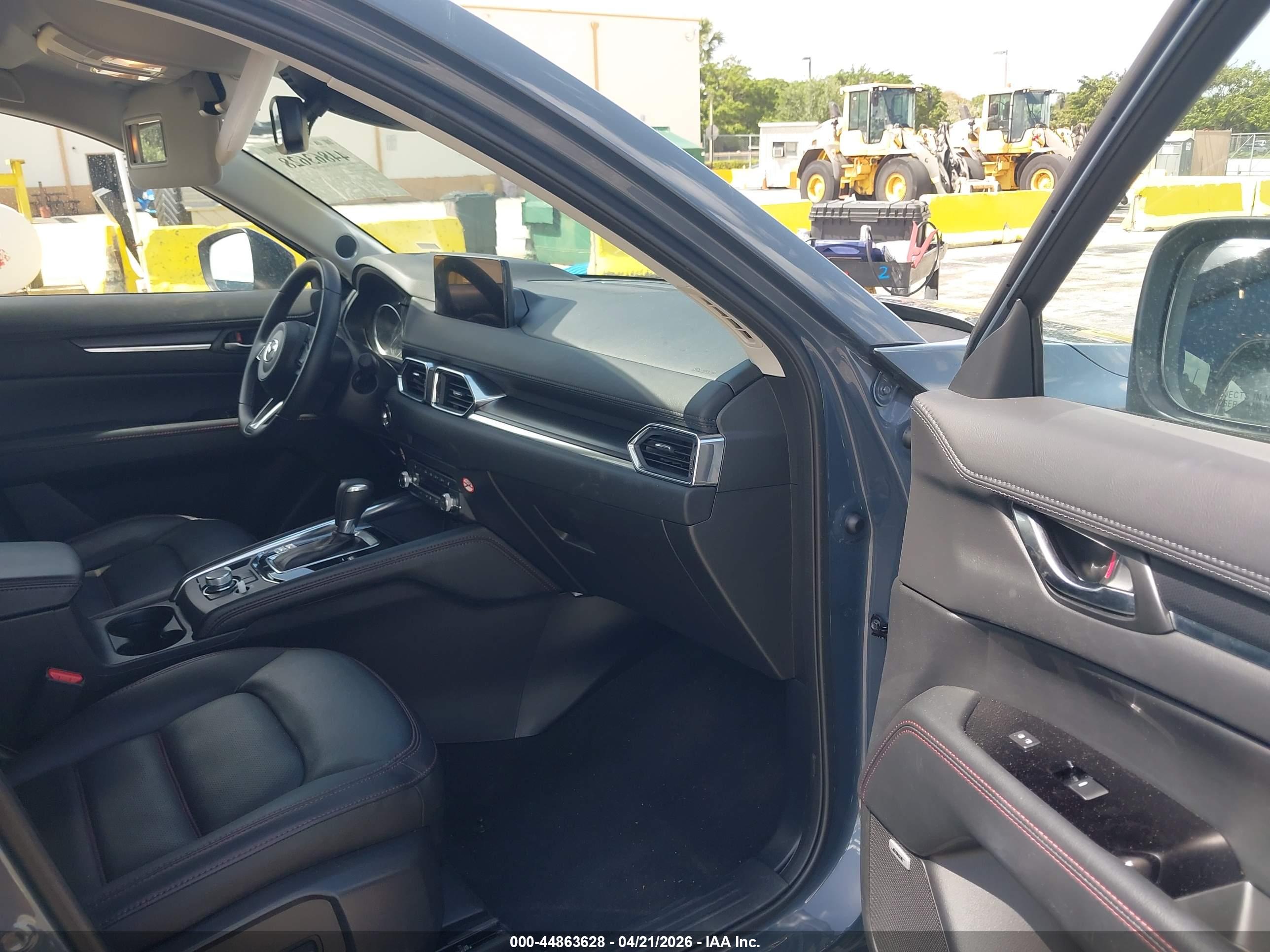 MAZDA CX-5 image 5
