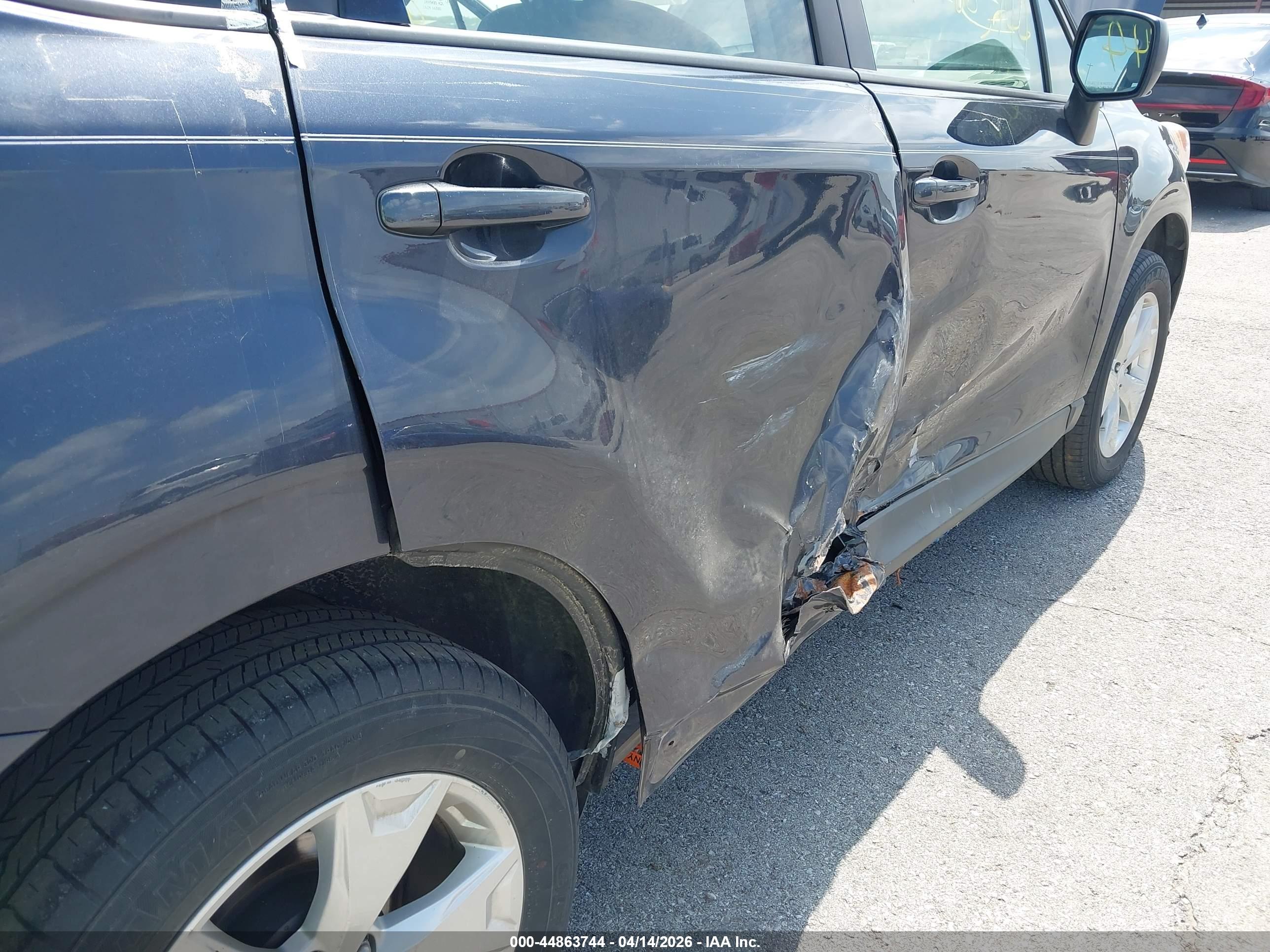 SUBARU FORESTER image 6