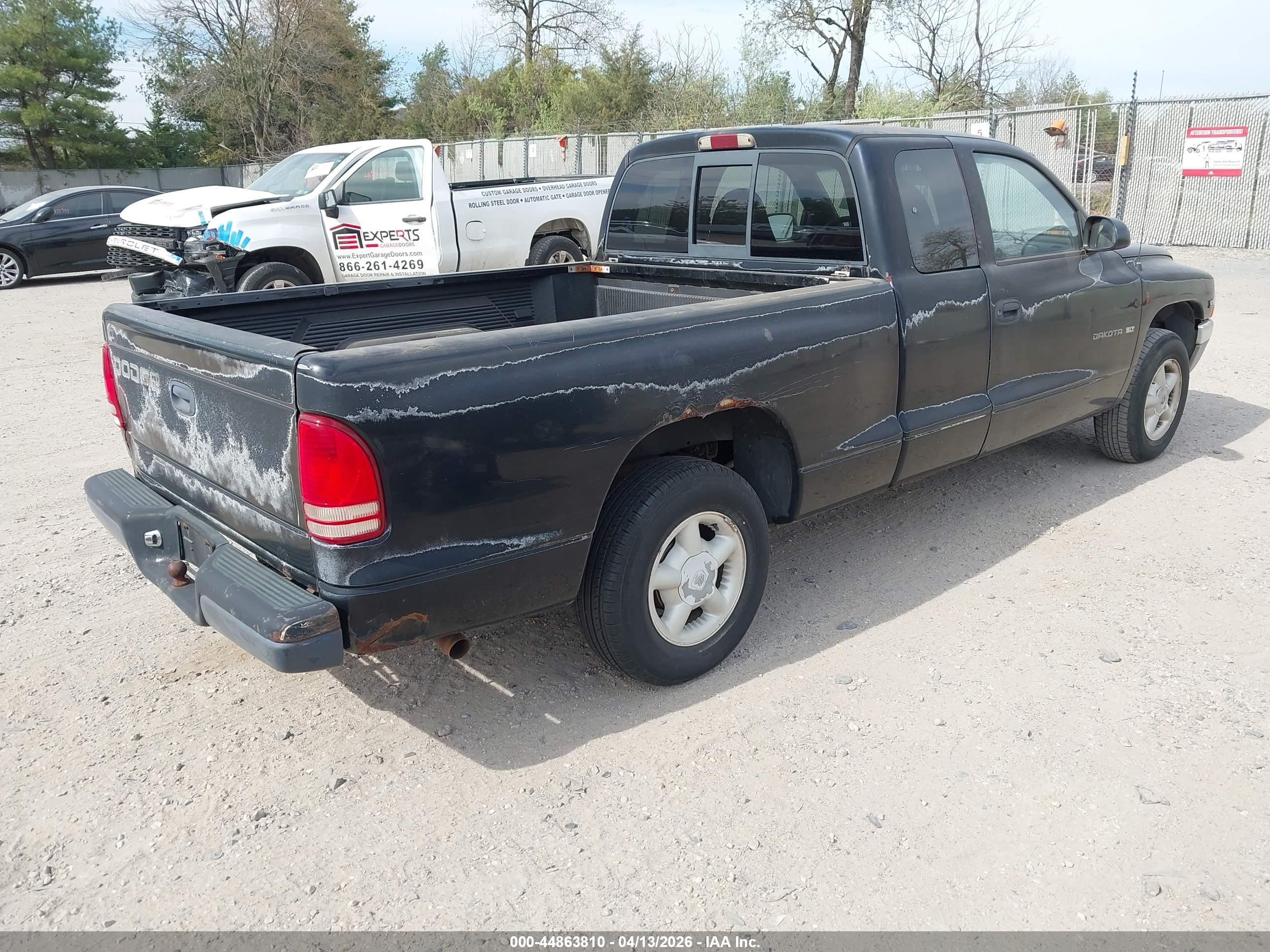 DODGE DAKOTA image 4