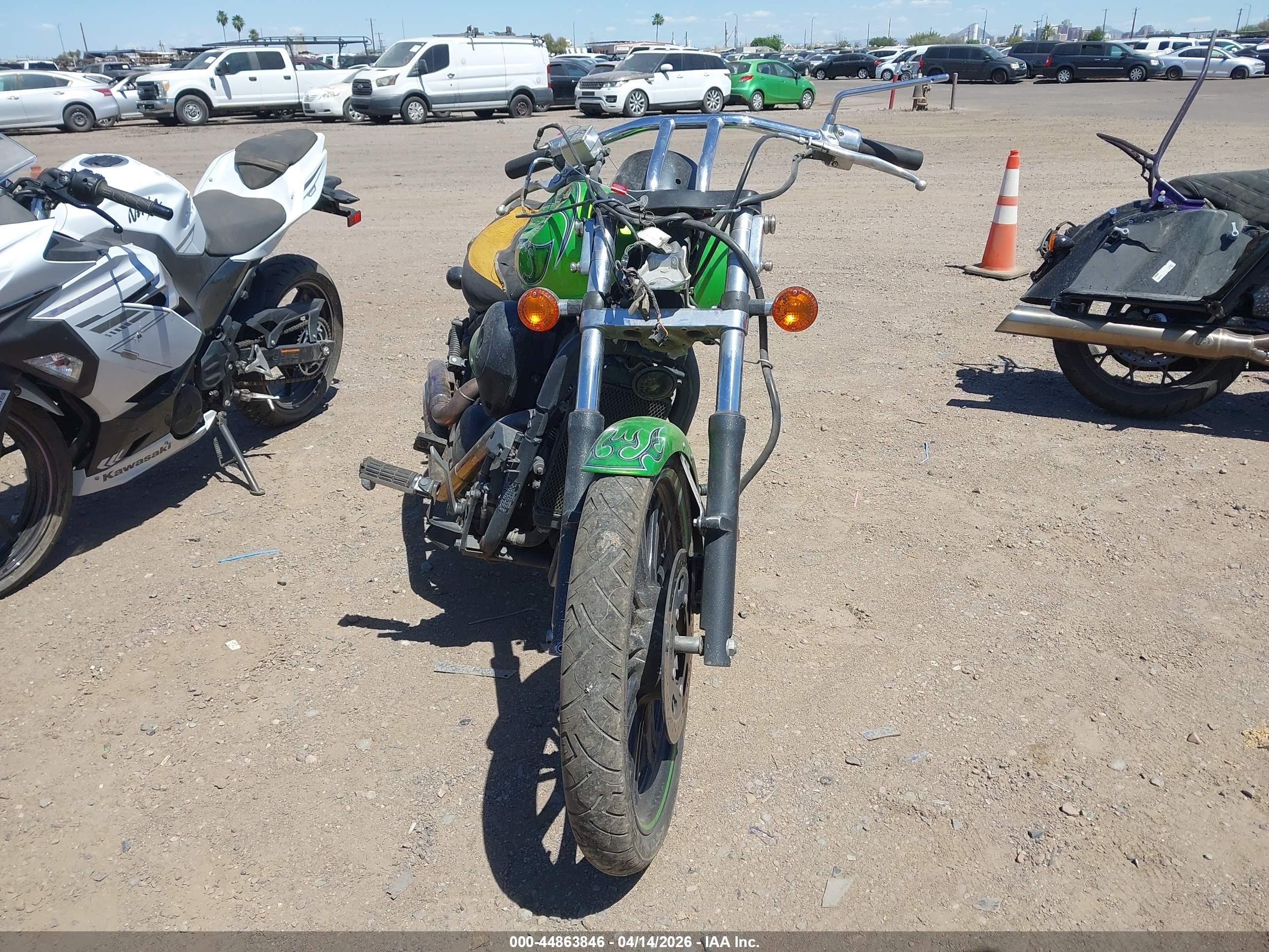KAWASAKI VN900 image 5